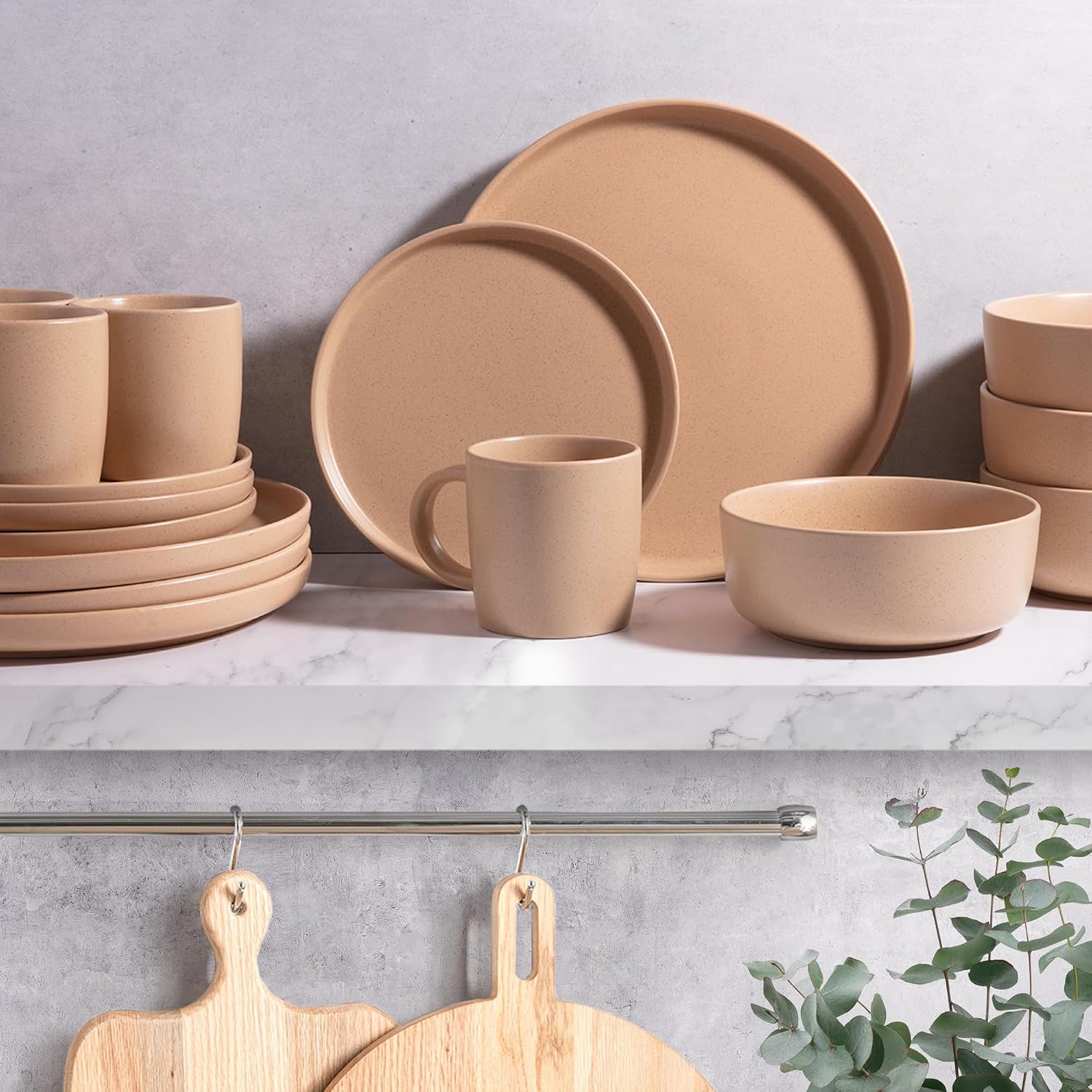 Zulay Kitchen Luna Plates and Bowls Sets, 16 Piece Modern Porcelain Dish Set for 4, Chip and Scratch Resistant Square Dinnerware Set