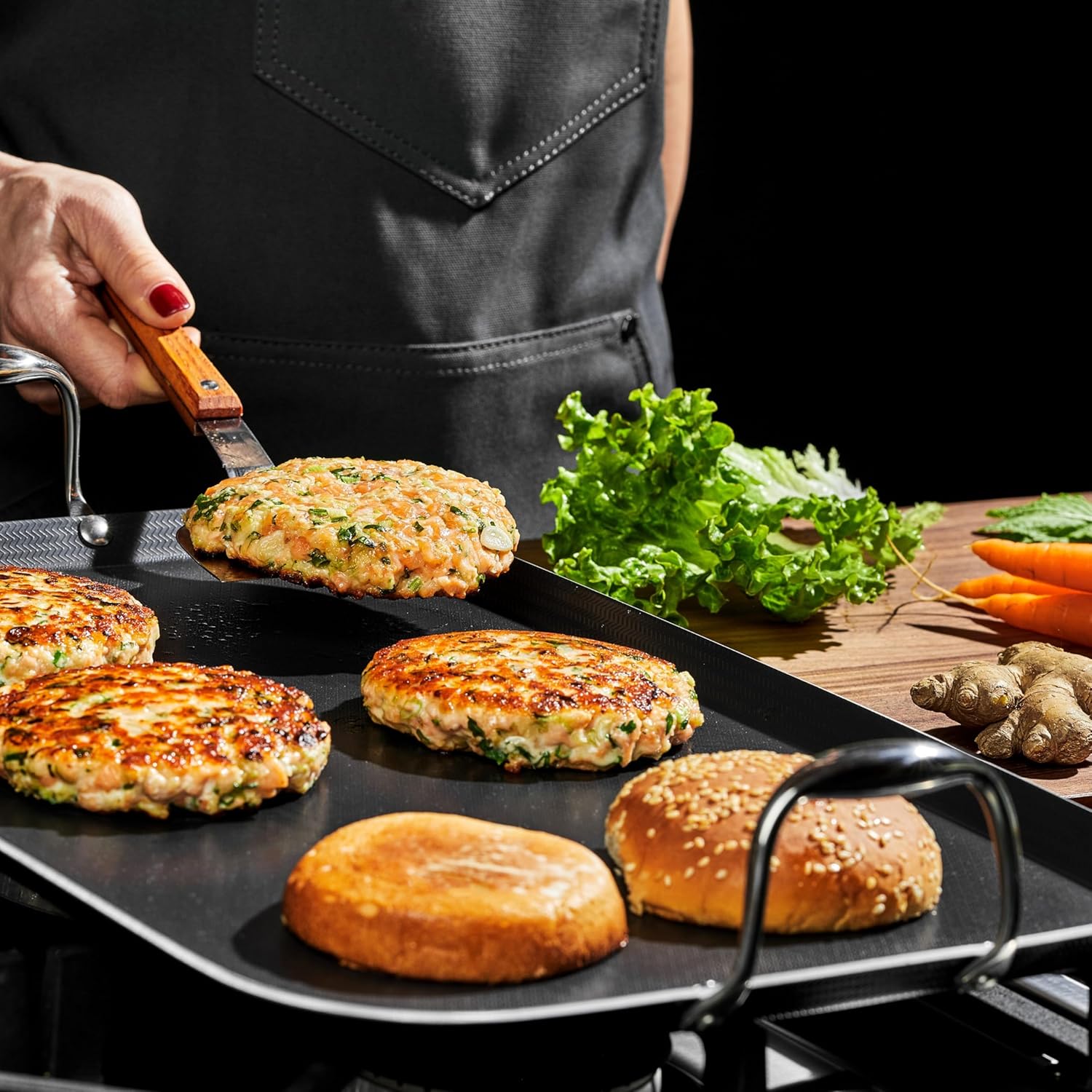 HexClad 12" Hybrid Nonstick Griddle Pan, BBQ, Dishwasher and Oven Safe