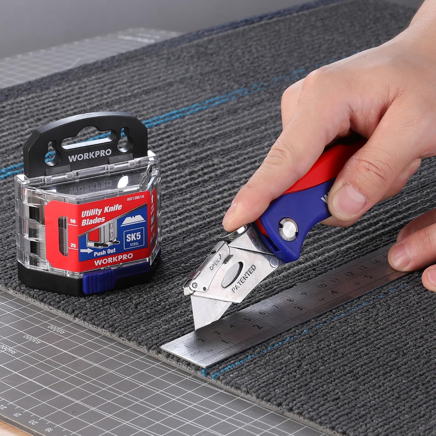 WORKPRO Utility Knife Blades, 100-Pack SK5 Steel Blades with Dispenser | Premium Steel Standard Blades for Box Cutter, Ideal for Cardboard, Leather, Carpet, Rope, Soft Metal, Pipe, etc