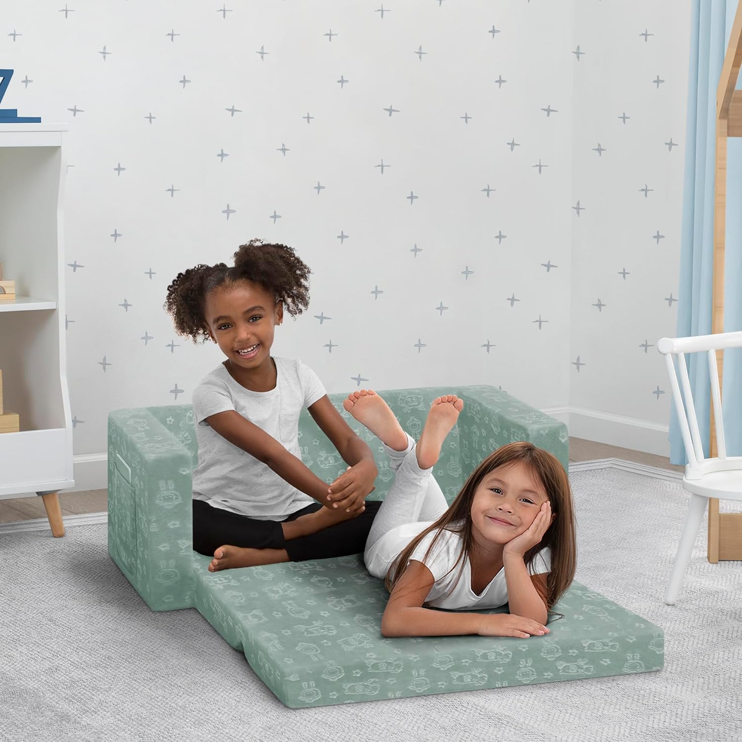 Delta Children - Serta Perfect Sleeper Kids 2-Seater Sofa, Convertible 2-in-1 Flip Open Toddler Couch Sleeper, Foam Chair for Playroom & Bedroom