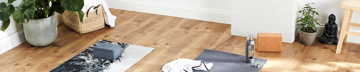Manduka Yoga Block - Fine-Grain Block, Yoga Equipment, Home Gym Accessory, Pilates Tool, Lightweight for Travel, Extra Firm Workout Accessory with Comfortable Edges