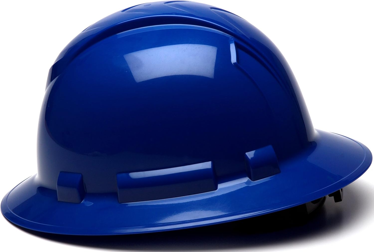 Pyramex Ridgeline Full Brim Hard Hat 4 Point Ratchet White | Full-brim sun & rain protection, HDPE shell, Ratchet suspension, Construction & utility, ANSI Z89.1 Type I Class C/G/E
