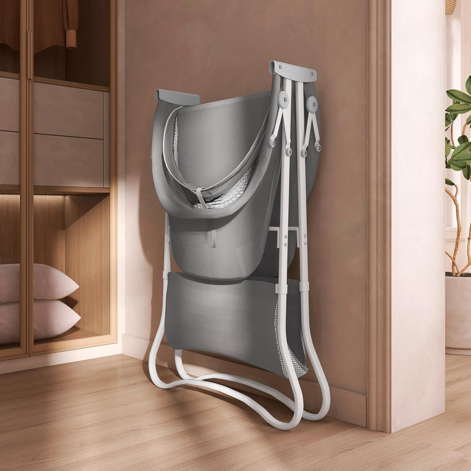 Dream On Me Karley Bassinet in Grey and Pink