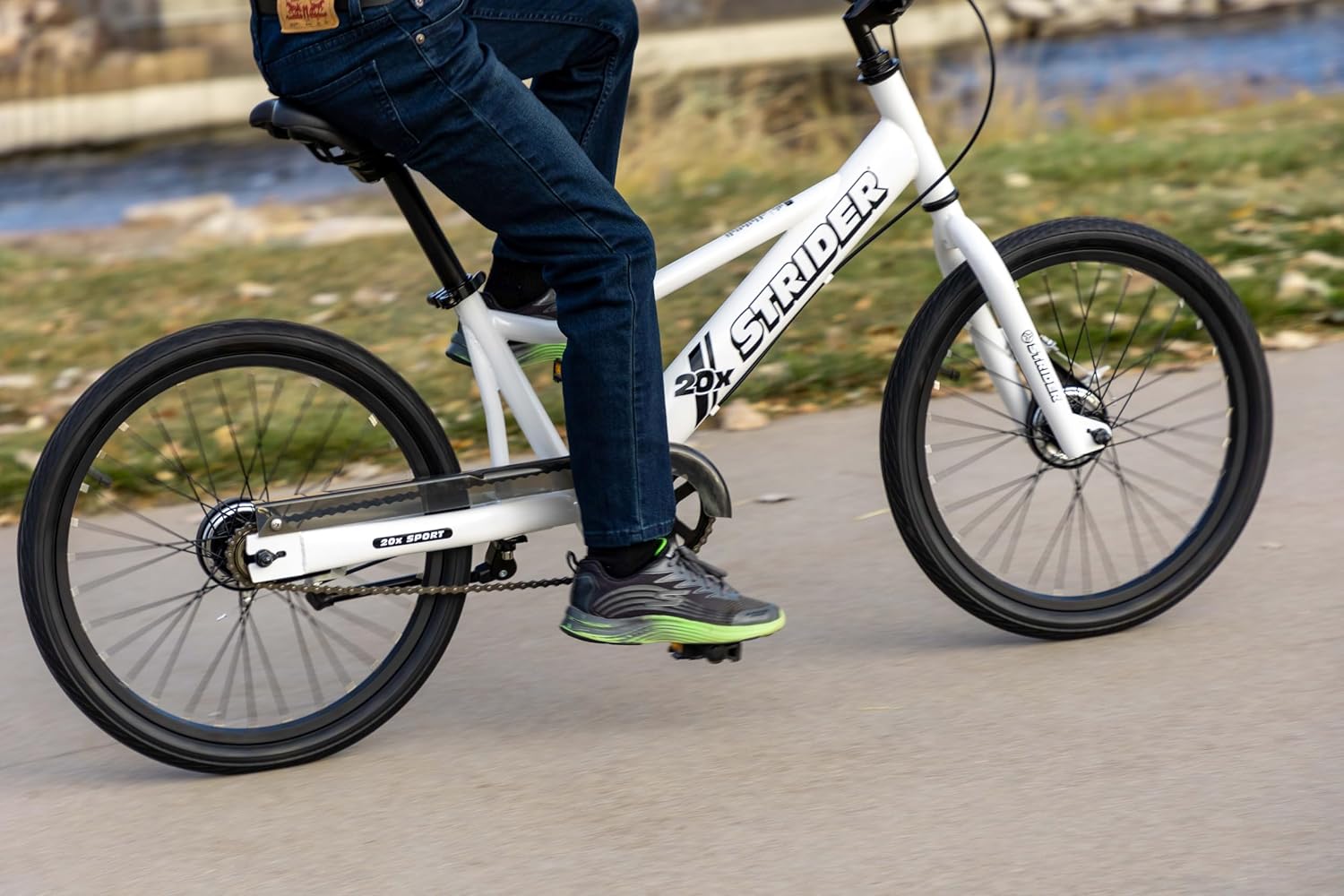 Strider 20x Convertible Balance Bike, Easy Assembly, Ages 8+, White | Lightweight Aluminum Frame with Kickstand, No-Pedal, Dual Drum Handbrakes