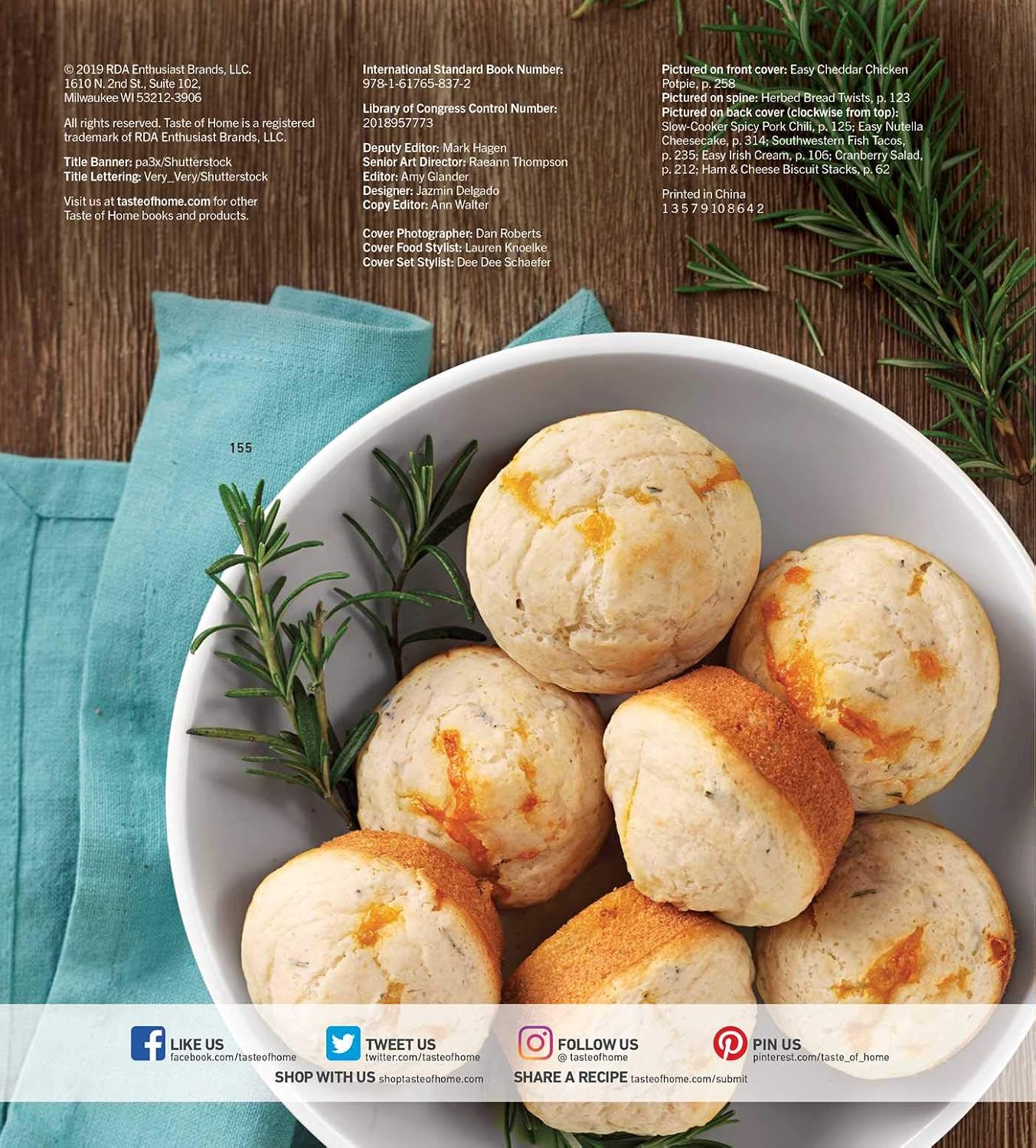 Taste of Home Half Homemade: 300+ Shortcut Recipes for Dinnertime Success! (Taste of Home Quick & Easy)
