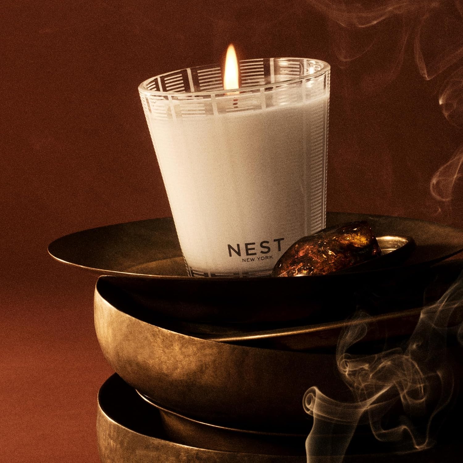 NEST New York Scented Classic Candle, Grapefruit - 8.1 oz - Up to 60-Hour Burn Time - Reusable Glass Vessel
