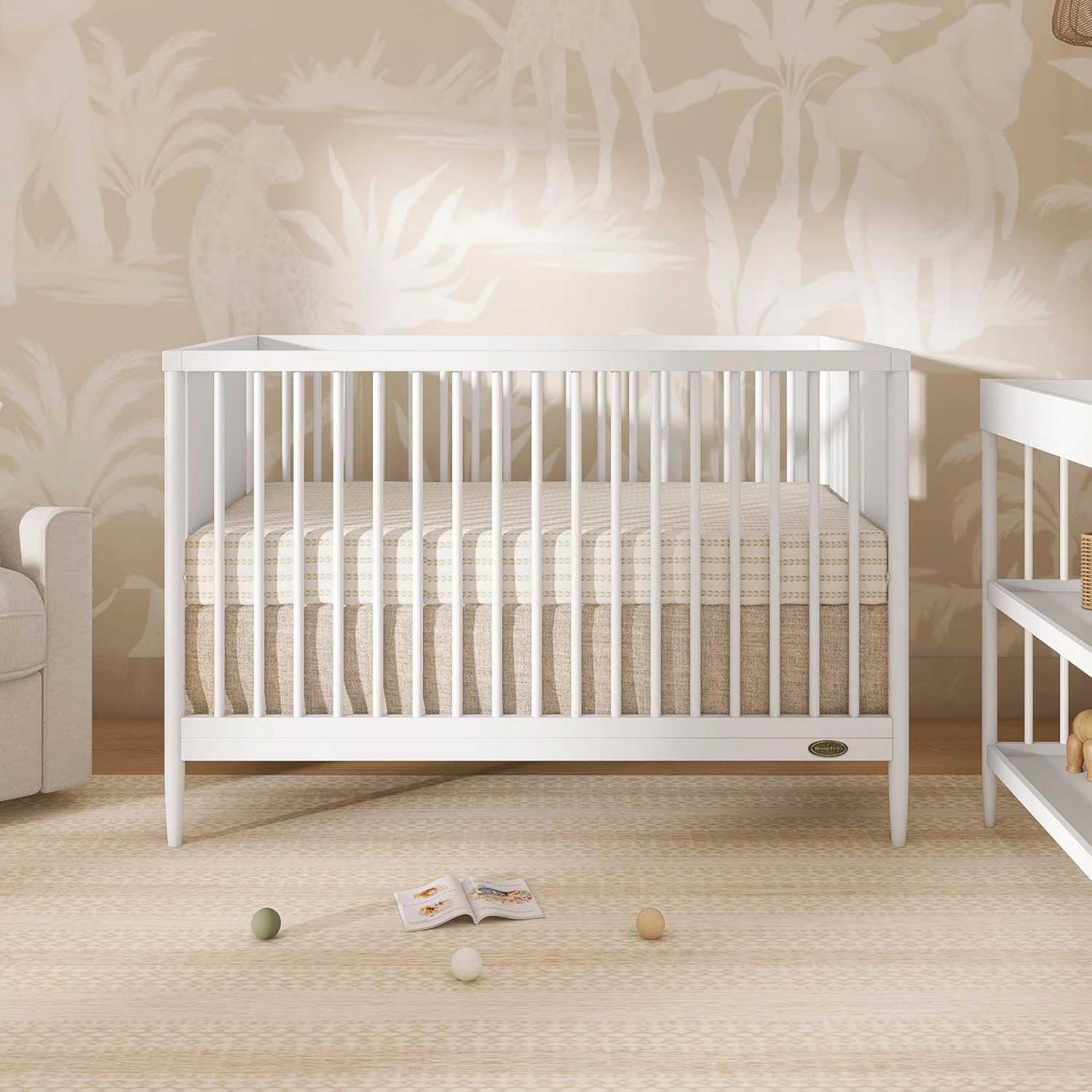 Dream On Me Clover Changing Table with Rounded Spindles in White