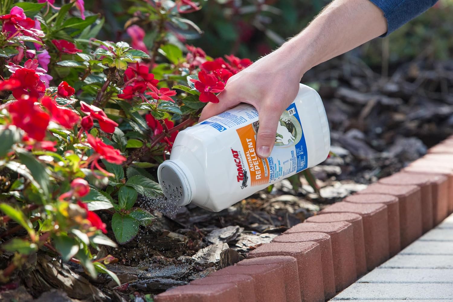 Tomcat Repellents Deer Repellent, 1 gal. | Also Repels Rabbits, Ready-to-Use, Protects Landscapes and Gardens, Contains Essential Oils