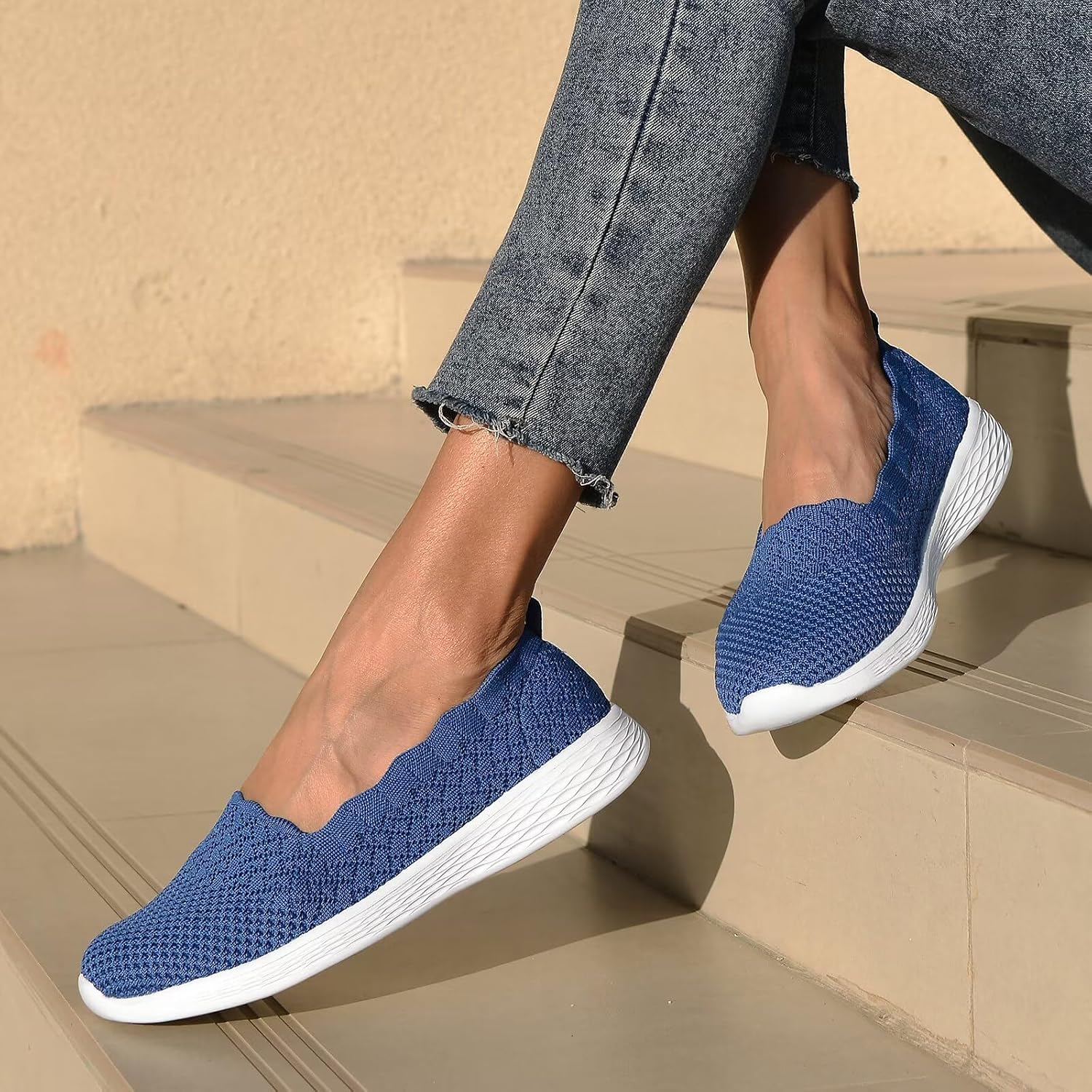 poemlady Women's Walking Shoes Slip On Knit Mesh Loafers Round Toe Flat
