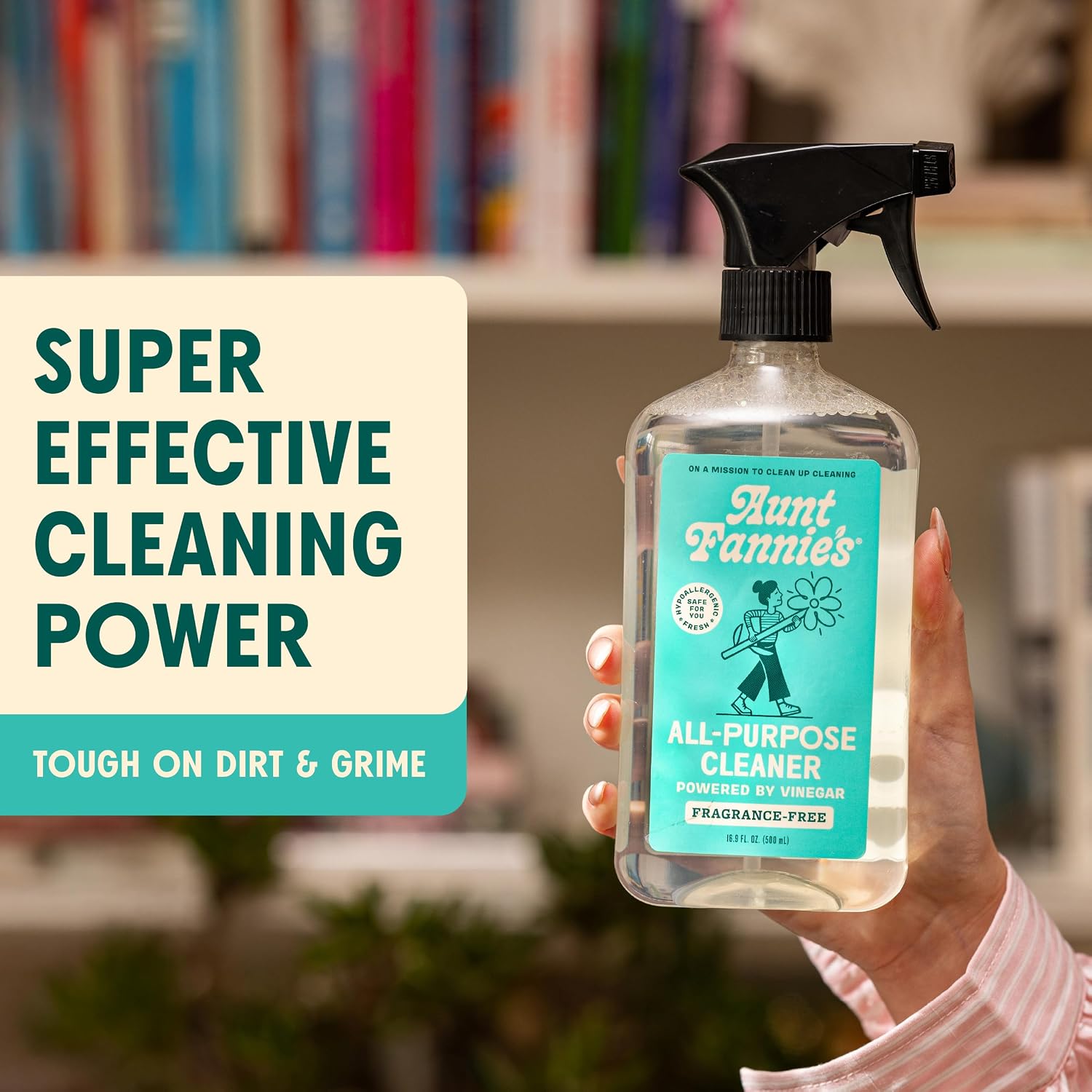 Aunt Fannie's All Purpose Vinegar Cleaner Spray, Lavender, Pack of 1 | Cuts Grease & Grime, No Harsh Residue, Safe for Kitchens Bathrooms Windows Counters & Sealed Areas, Kid and Pet Safe