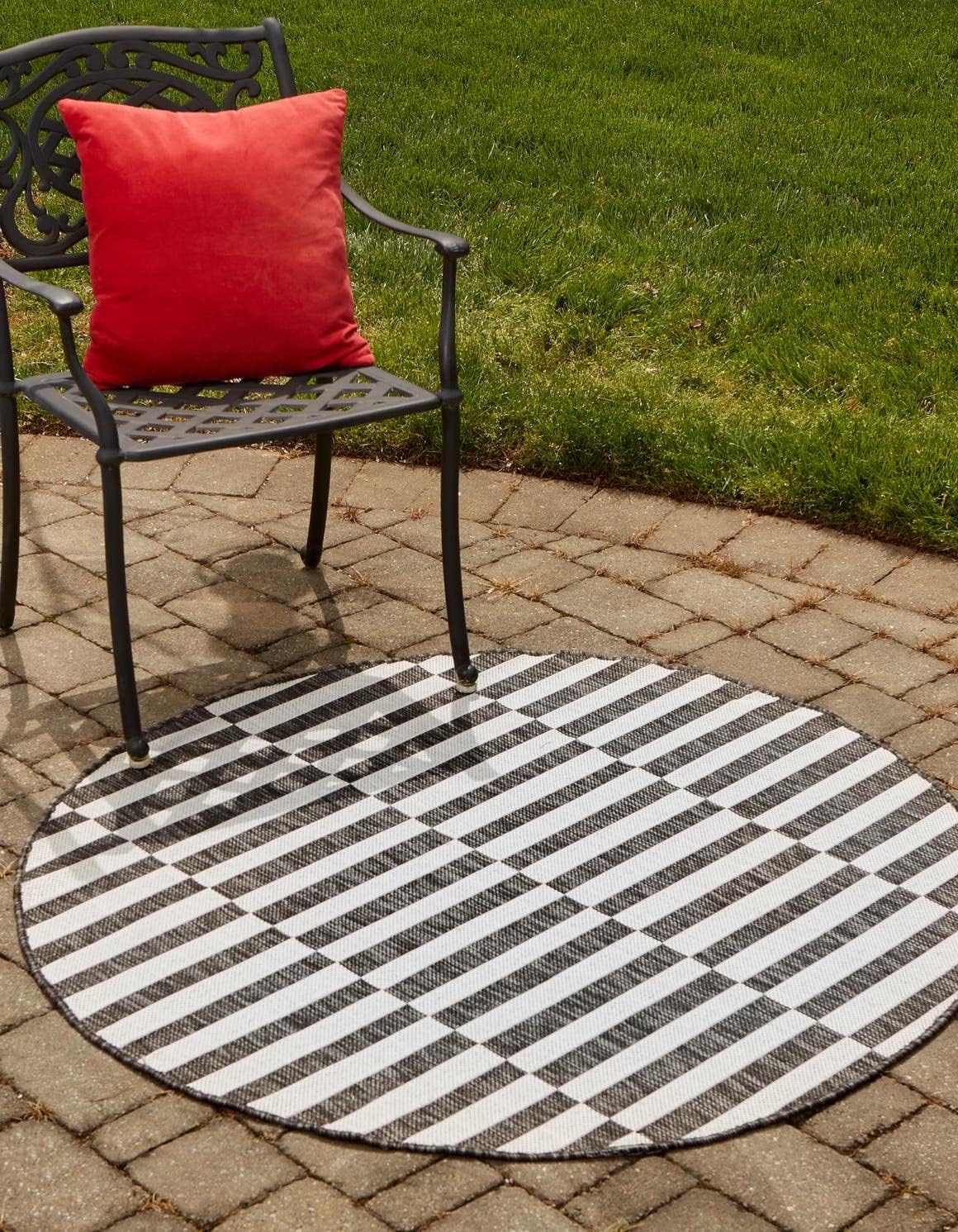 Unique Loom Outdoor Striped Collection Area Rug - Striped (7' 1" x 10' Rectangle, Taupe/Ivory)