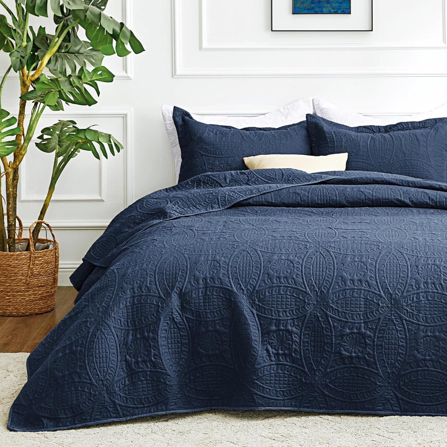 Love's cabin Quilts for Queen Bed Blue Bedspreads - Soft Bed Summer Lightweight Bedspread Comforter - Modern Style Coin Pattern Coverlet for All
