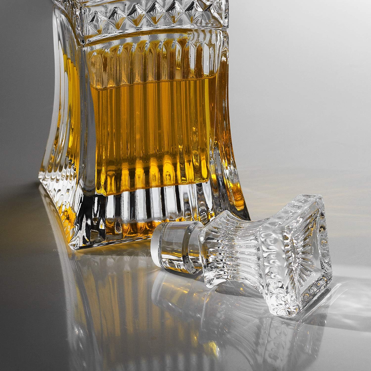 LUXU Whiskey Decanter,25 oz
