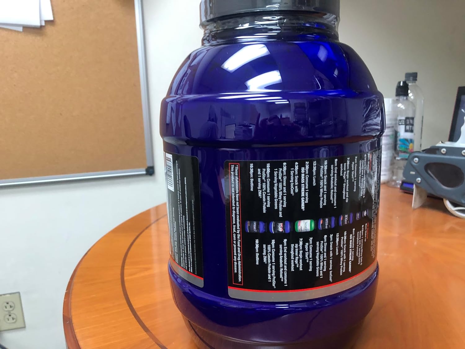 Ultimate Nutrition ISO Mass Xtreme Gainer, Chocolate Milk, 10 lb | 60g Whey Protein Blend, 60g Complex Carbs, 7 Types Of Creatine, 4 Types Glutamine, Lean Mass Gainer For Recovery