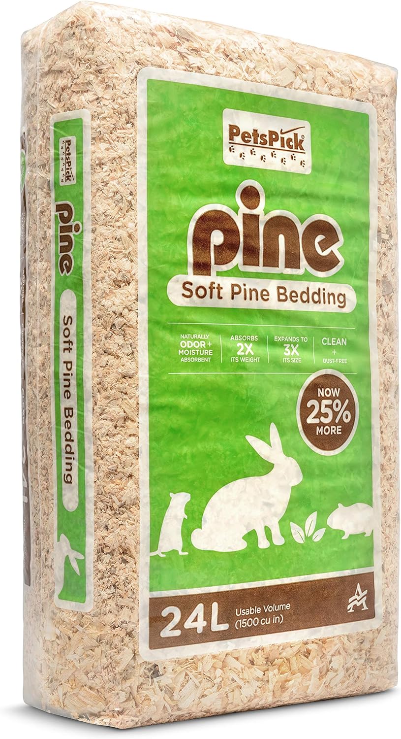 PETSPICK Pine Wood Bedding for Small Pets, Cages and Animal Habitats, 141 L | Pine bedding is sized for small pets and animal habitats; 141 L package supports cage and enclosure maintenance.