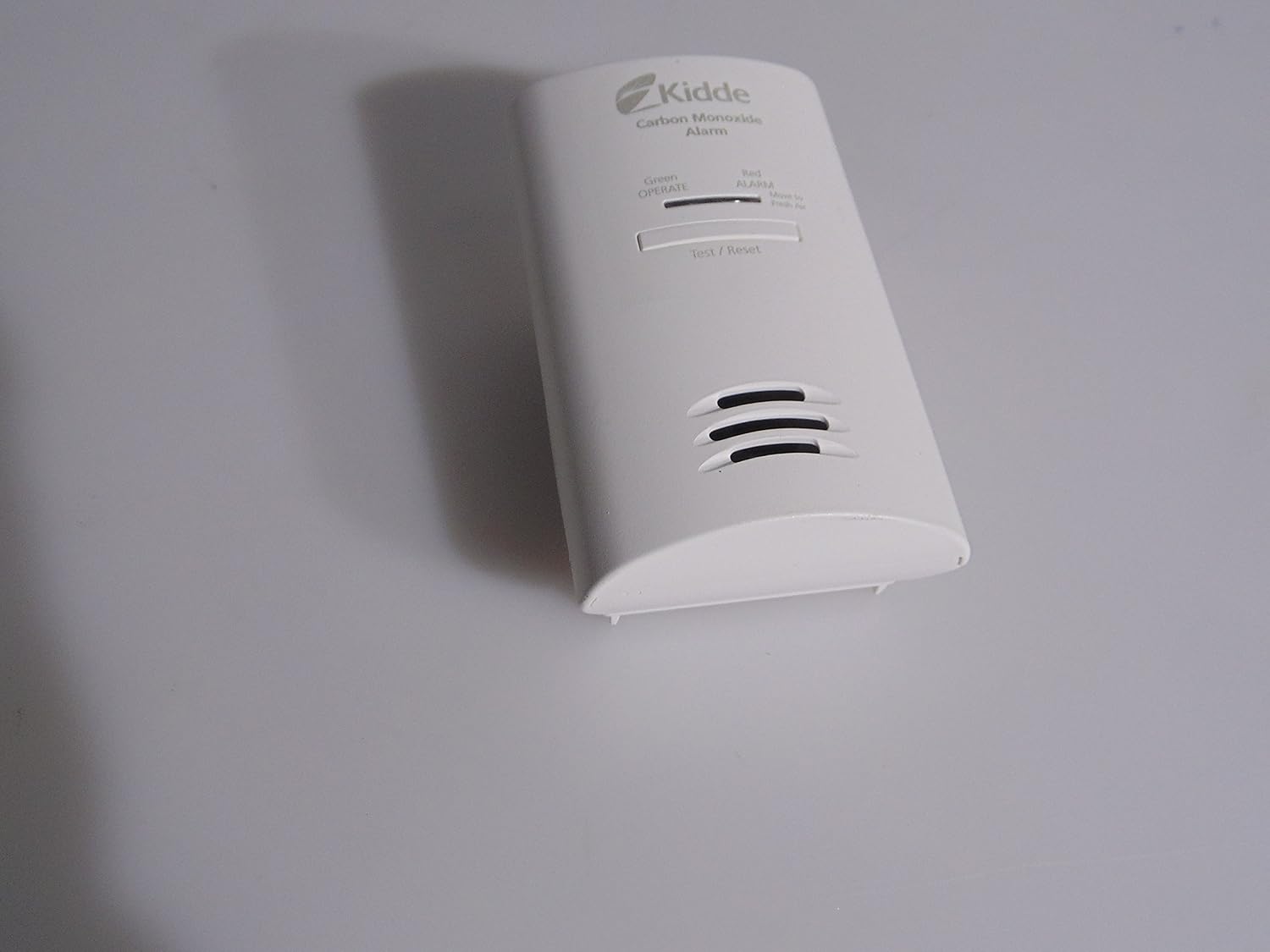 Kidde KN-COB-DP2 AC Plug Carbon Monoxide Alarm with Battery Back-Up