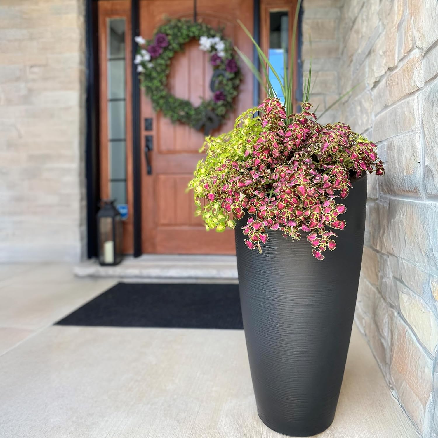 Mayne Modesto 20in Round Modern Planter, Neptune Blue | All season, Indoor/Outdoor, Double-wall design, Fade resistant, 15-year warranty