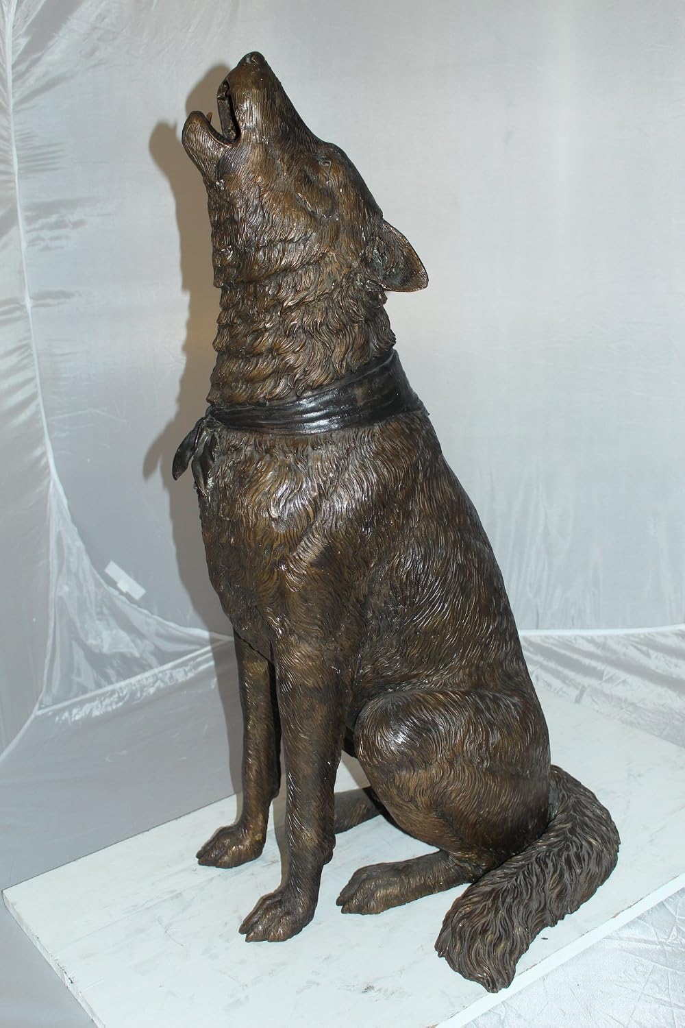NIFAO Howling Wolf, Wildlife Medium Bronze Statue, 16" L x 20" W x 37" H