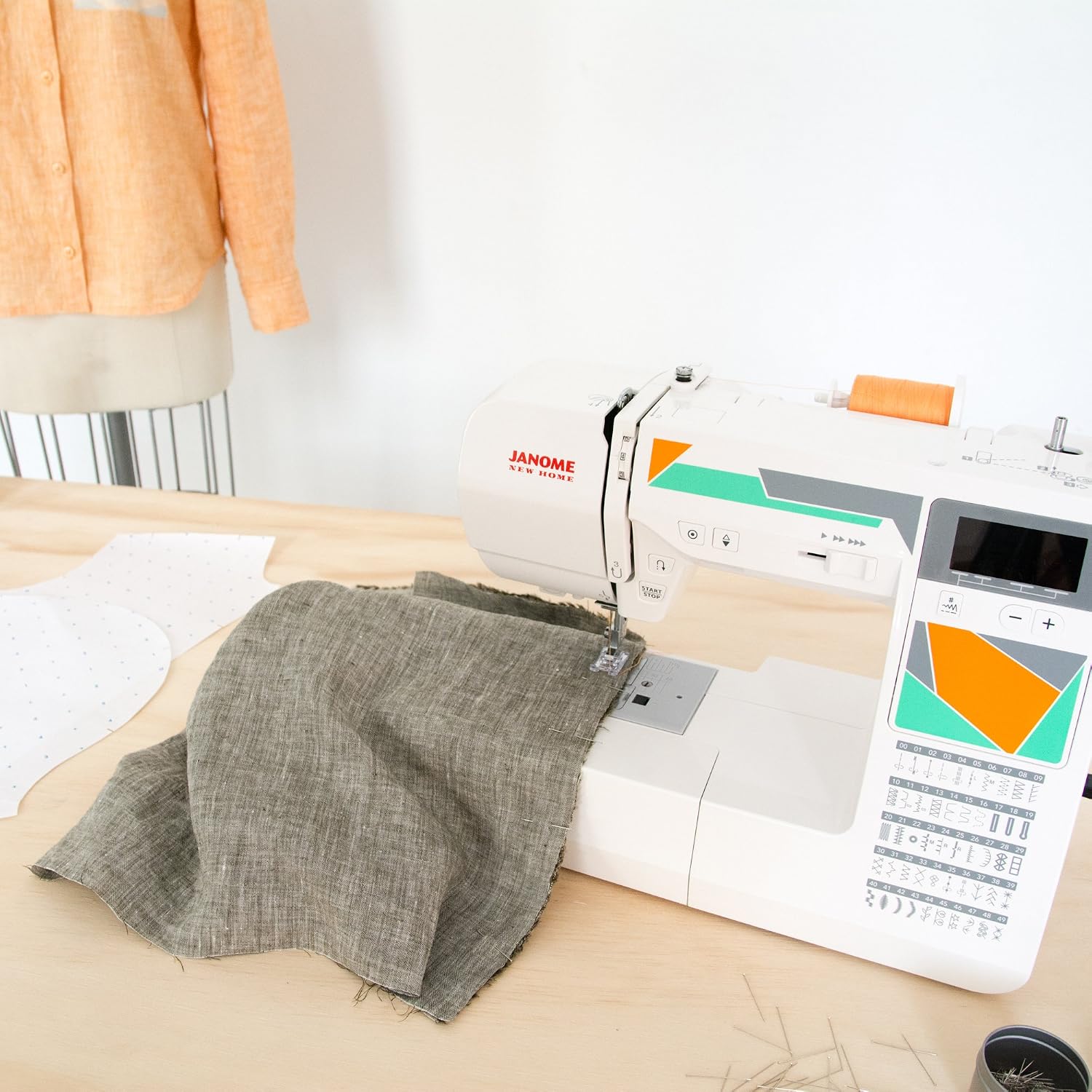 Janome MOD-30 Computerized Sewing Machine with 30 Built-In Stitches, 3 One-Step Buttonholes, Drop Feed and Accessories