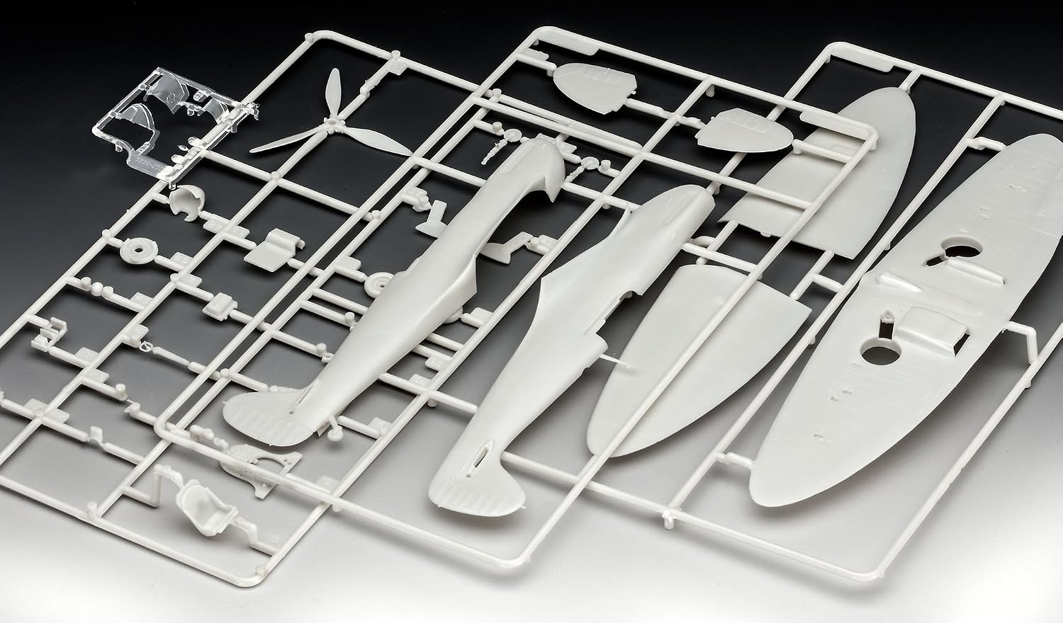 Revell Spitfire Mk.II Model Kit, 1: 48 Scale
