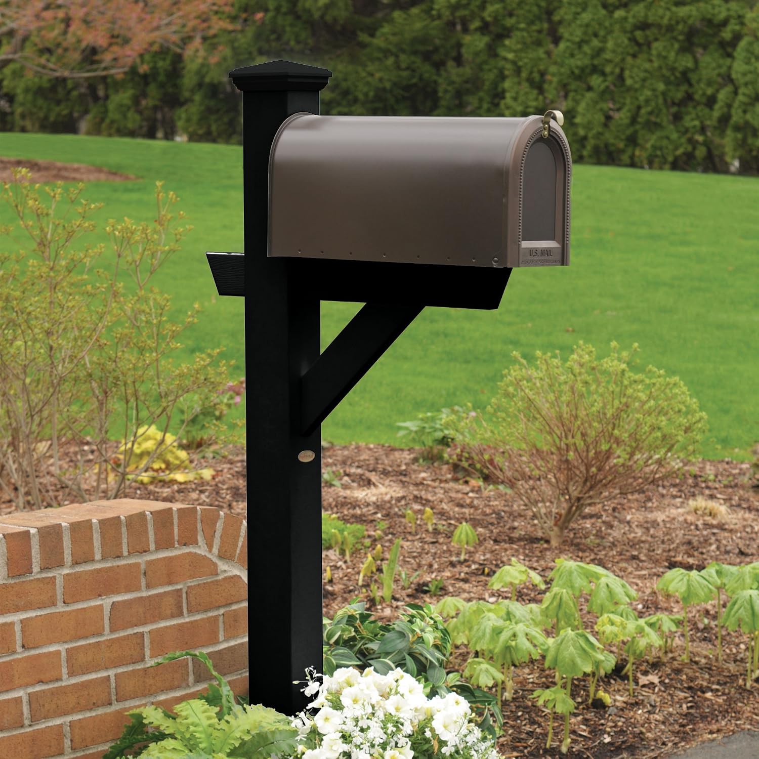 Highwood AD-MLBX1-CGE Hazelton Mailbox Post, Coastal Teak
