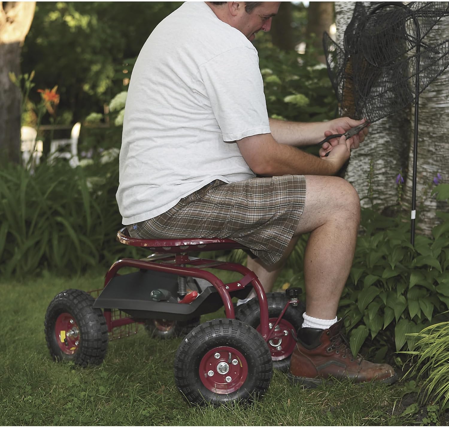 Ironton Rolling Garden Seat with Turnbar | Yard and acreage maintenance, Lawn and garden use, Durable outdoor operation, Easy setup