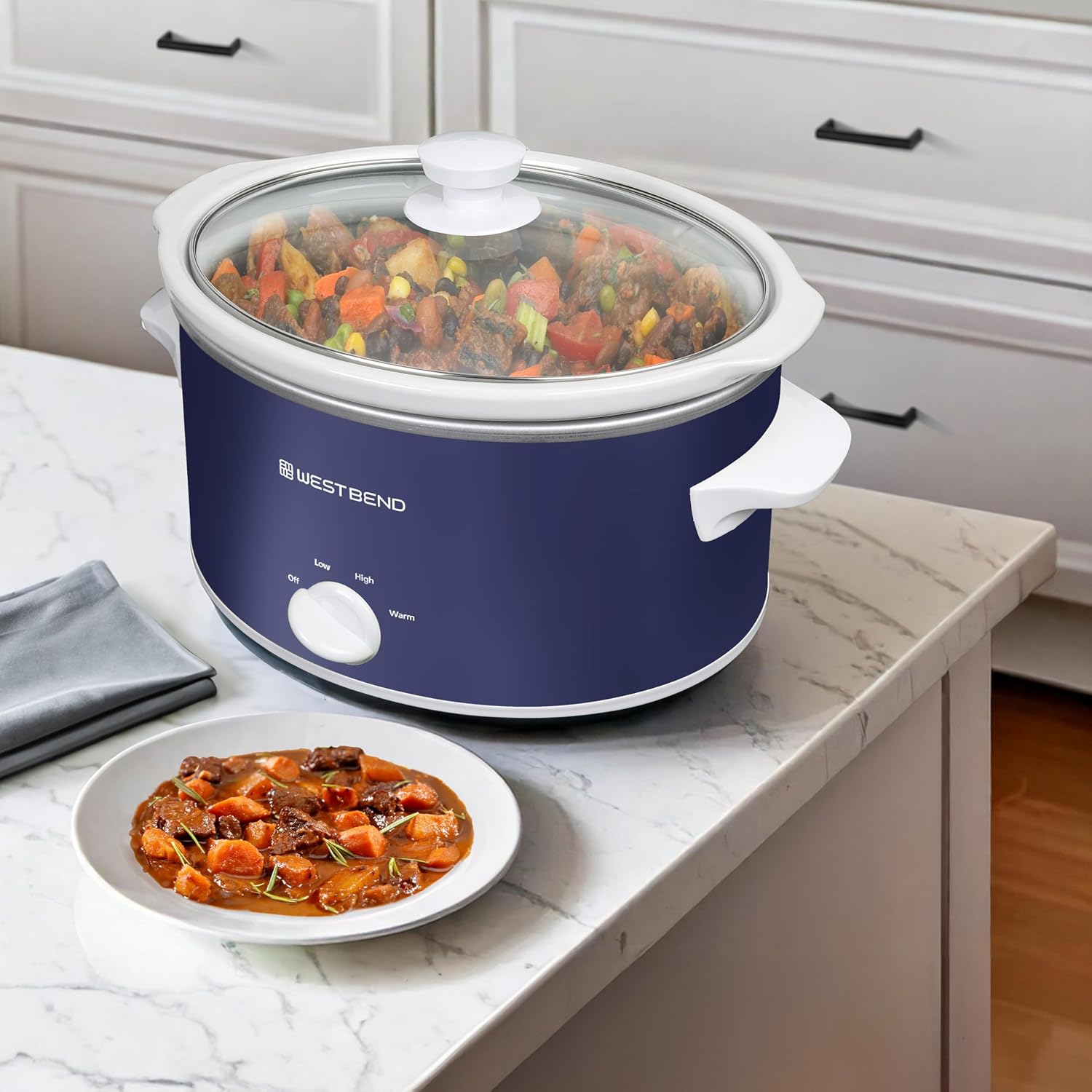 West Bend Slow Cooker 4-Quart Manual Crockery Style with Dishwasher Safe Oval Ceramic Crockpot and Glass Lid Two Temperature Settings Plus Keep Warm, 210-Watts, Black
