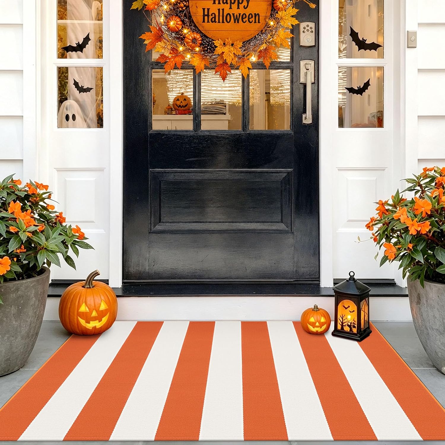 IOHOUZE 27.5x43 Buffalo Plaid Rug, Washable Front Door Mat, Black White