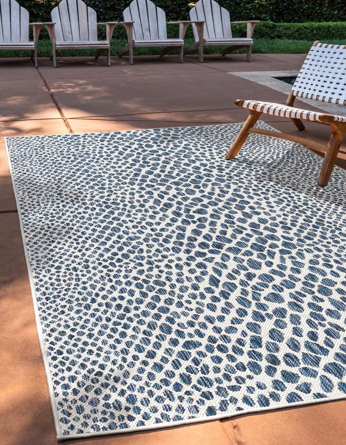 Unique Loom Outdoor Collection Area Rug - Cape Town (9' x 12' Rectangle, Blue/Ivory)
