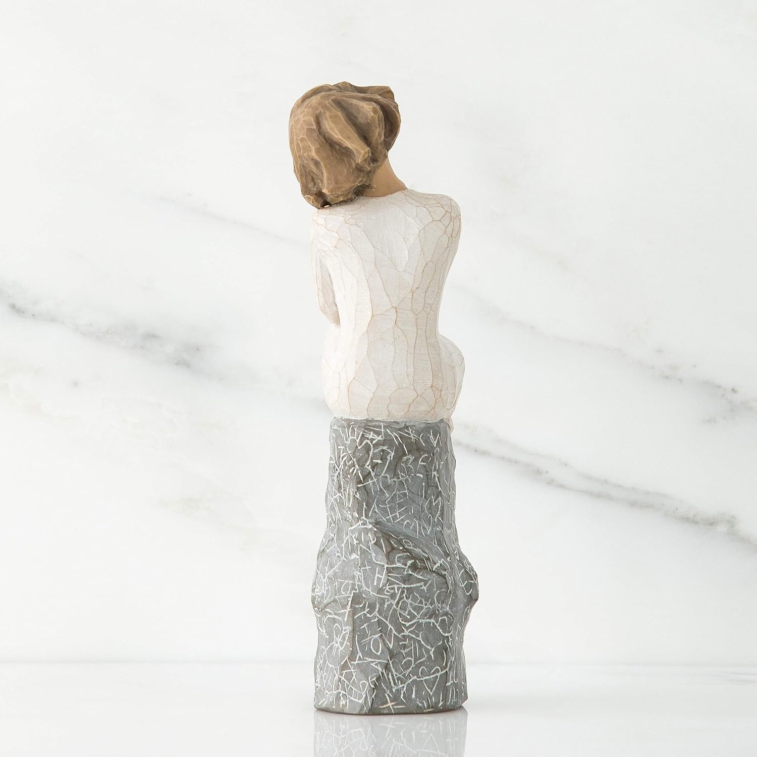 Willow Tree Happiness, Sculpted Hand-Painted Figure | Cast from a Susan Lordi Original Carving, Meaningful Keepsake Gift for Loved Ones, Display on Shelf, Table or Mantel