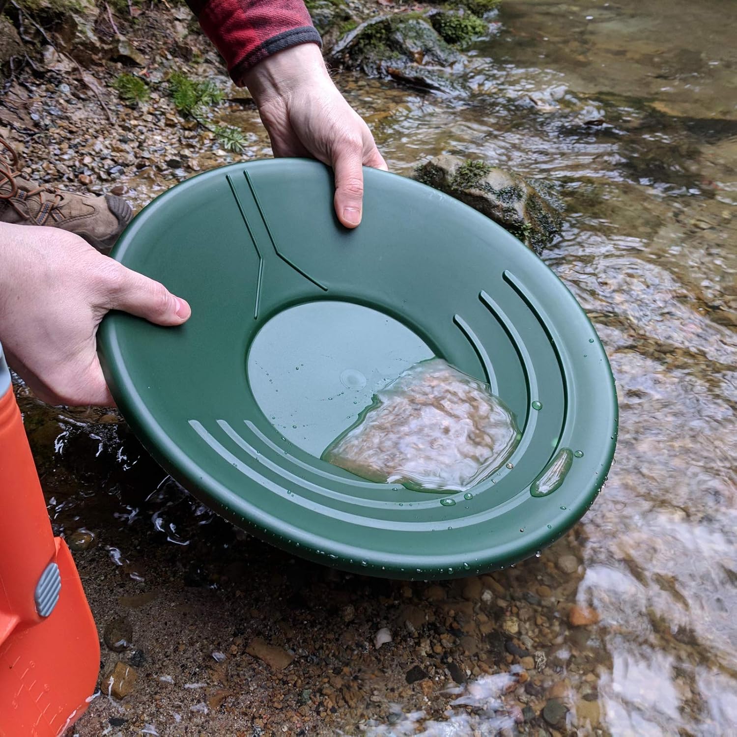 ASR Outdoor 16pc Beginner Gold Panning Sluice Box Kit for Adults Starting to Pan for Gold with Classifier Screens