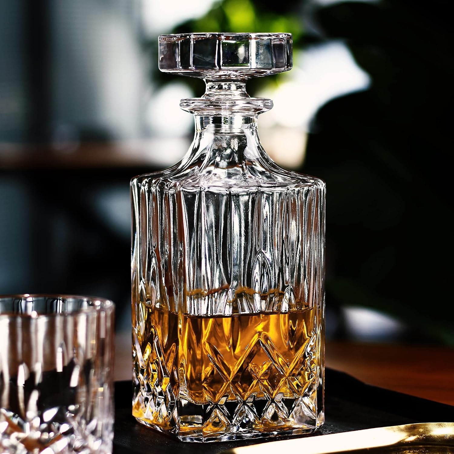 LUXU Whiskey Decanter,25 oz