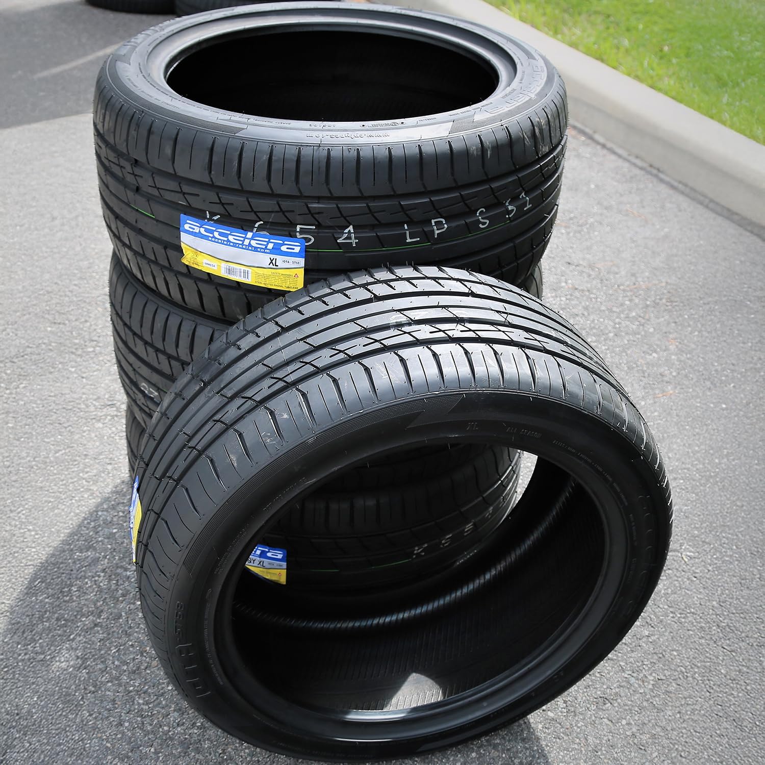 4 x Accelera Iota ST68 275/55R20 117V All Season XL 20 inch Tires