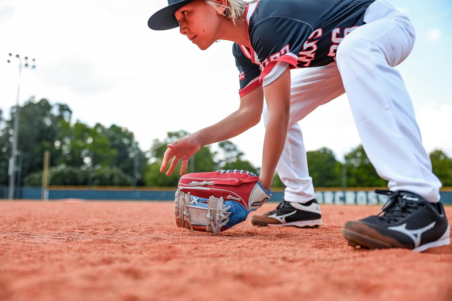 Mizuno Prospect PowerClose Youth Baseball Glove Series I V-Flex Notch I Parashock Palm Pad I Buttersoft Palm Liner