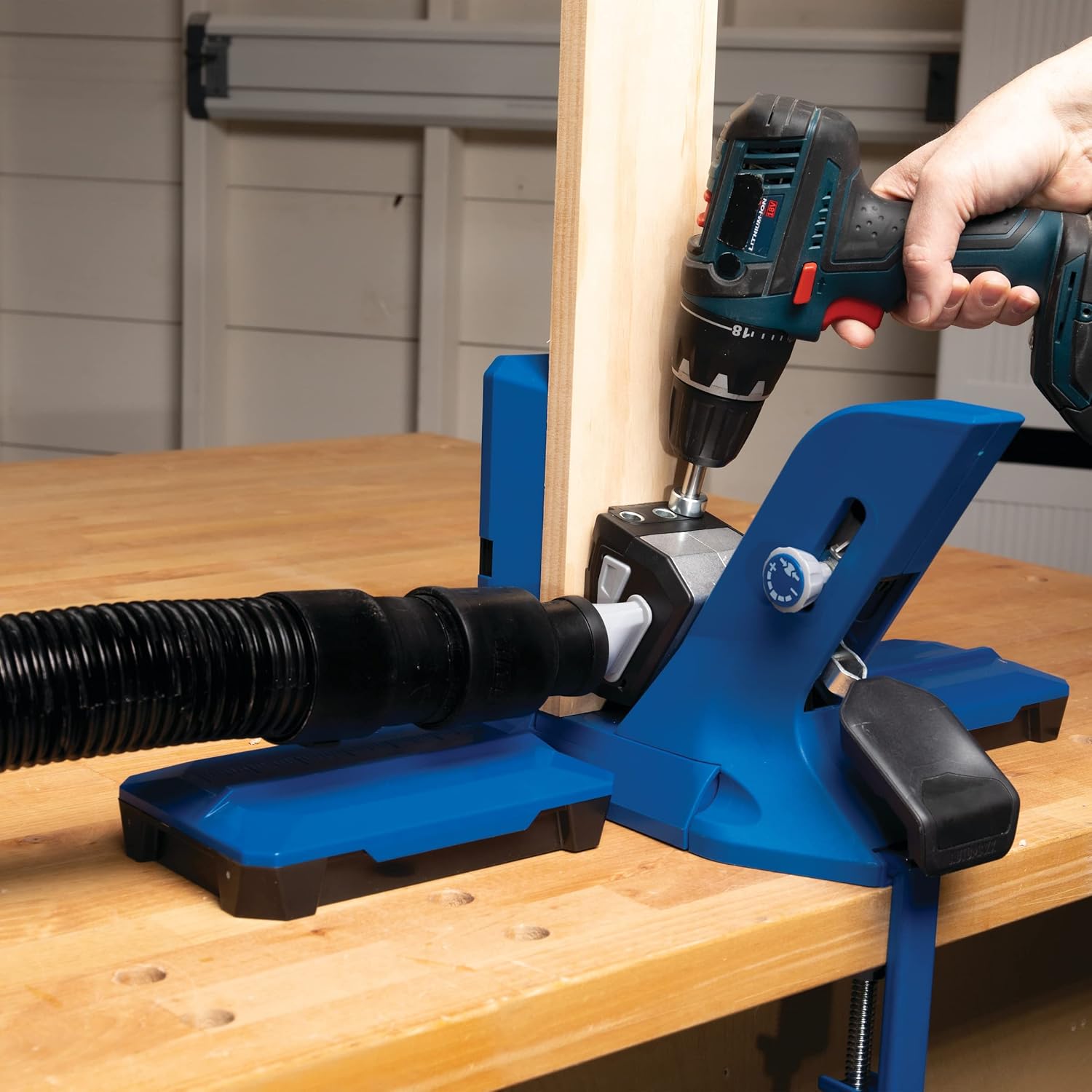 Kreg Tool KPHJ720PRO Pocket-Hole Jig 720PRO - Easy Clamping & Adjusting - Includes Durable Kreg Pocket-Hole Screws - For Materials 1/2" to 1 1/2"