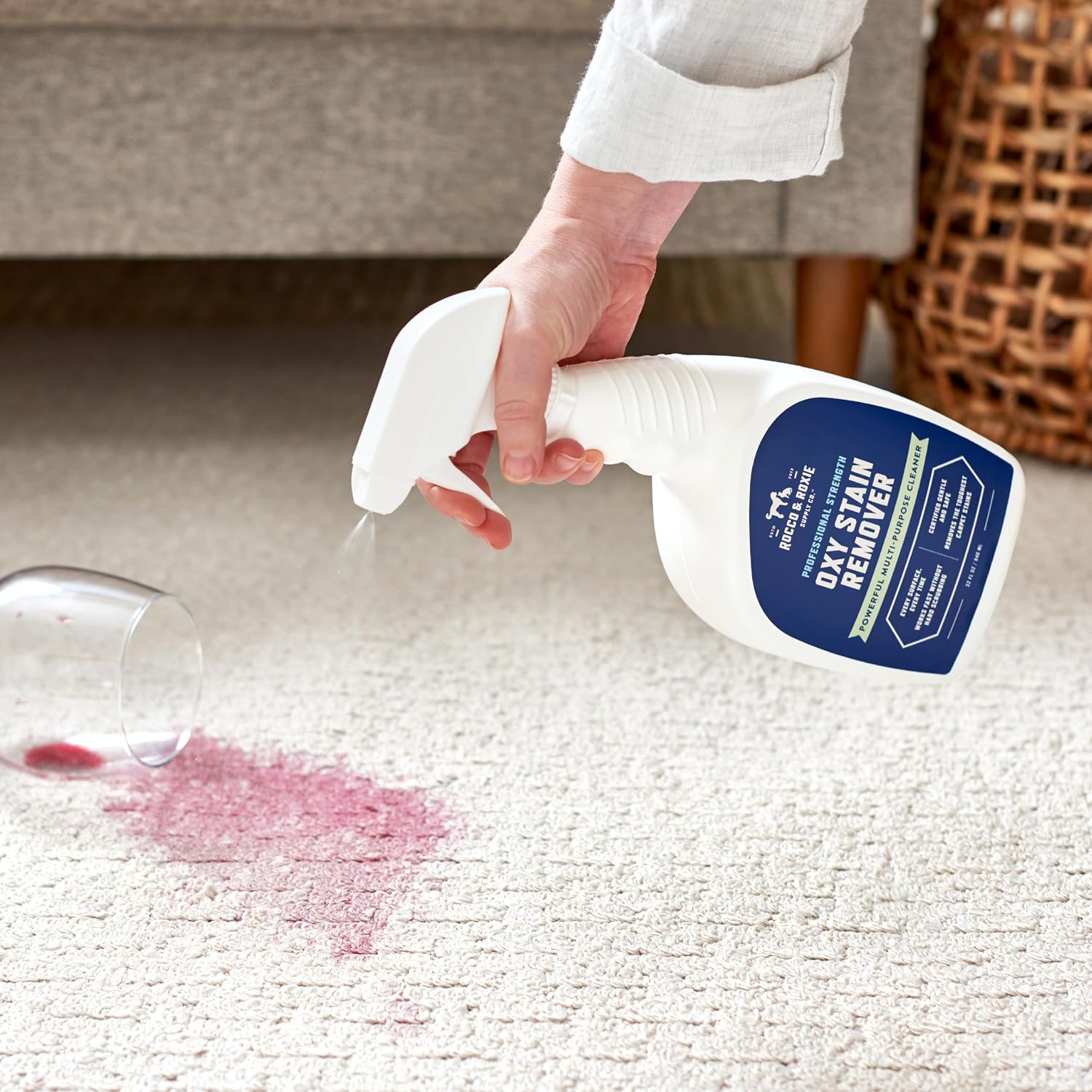 Rocco & Roxie Oxy Stain Remover - Oxygen Powered Carpet Cleaner Spray - Pet Stain Remover for Carpet, Spot Cleaner for Upholstery, Couch, Laundry, Rug
