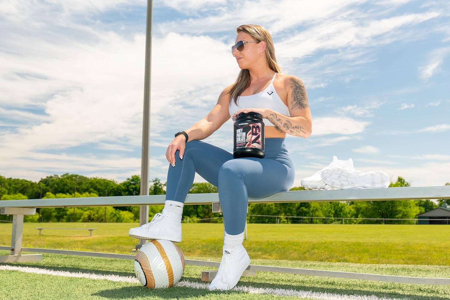 NutraBio 100% Whey Protein Isolate Protein Powder, 25g Protein with Complete Amino Acid Profile, Non-GMO, Soy & Gluten Free, Low Carb, Low Calorie Whey Protein Powder, Raw Unflavored, 20 Servings