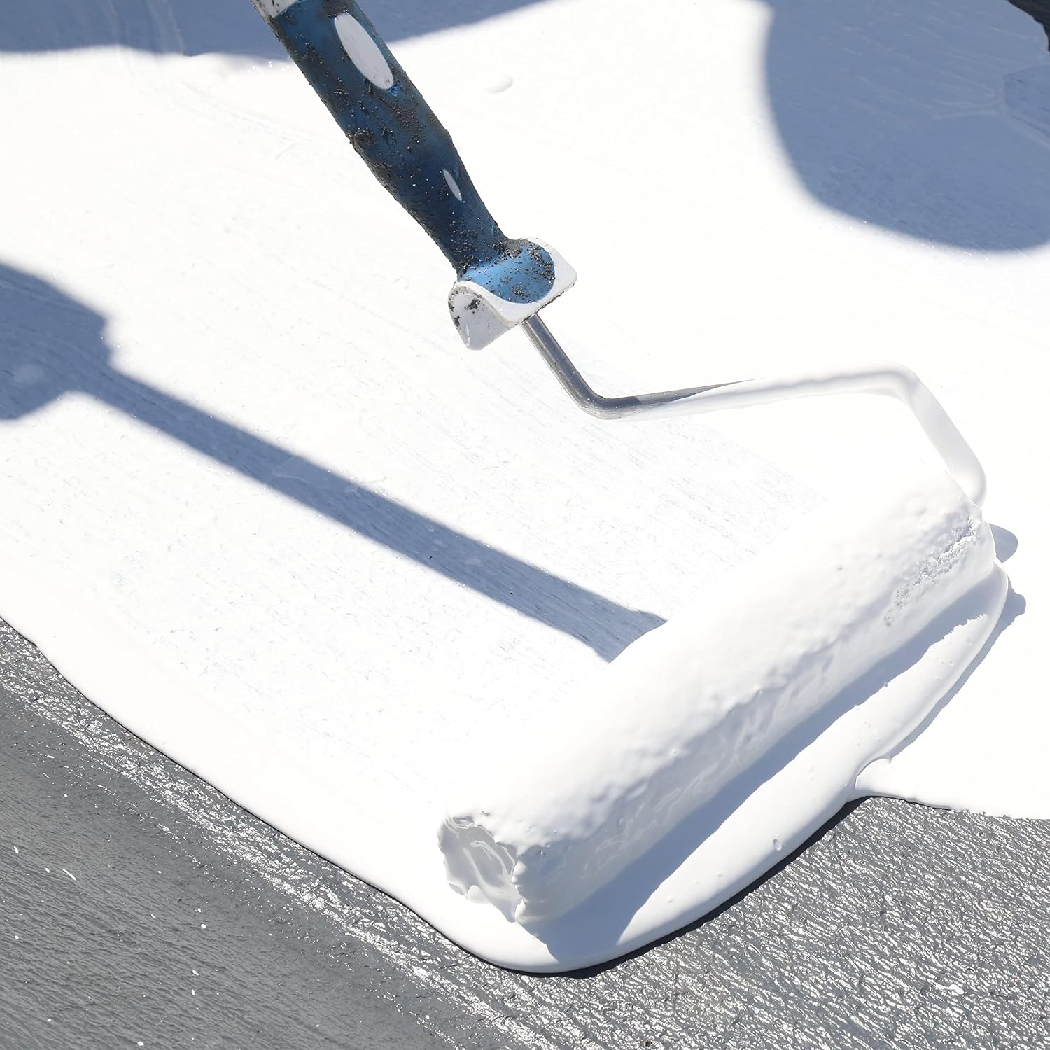 Ames Maximum Stretch - Waterproof Sealant Membrane - Perfect For Roofing, Repairs, Concrete, EPDM & Wood - Liquid Rubber Sealer - Up To 650% Elastic - Made in USA, White, 4.6 Gallon (Pack of 1)