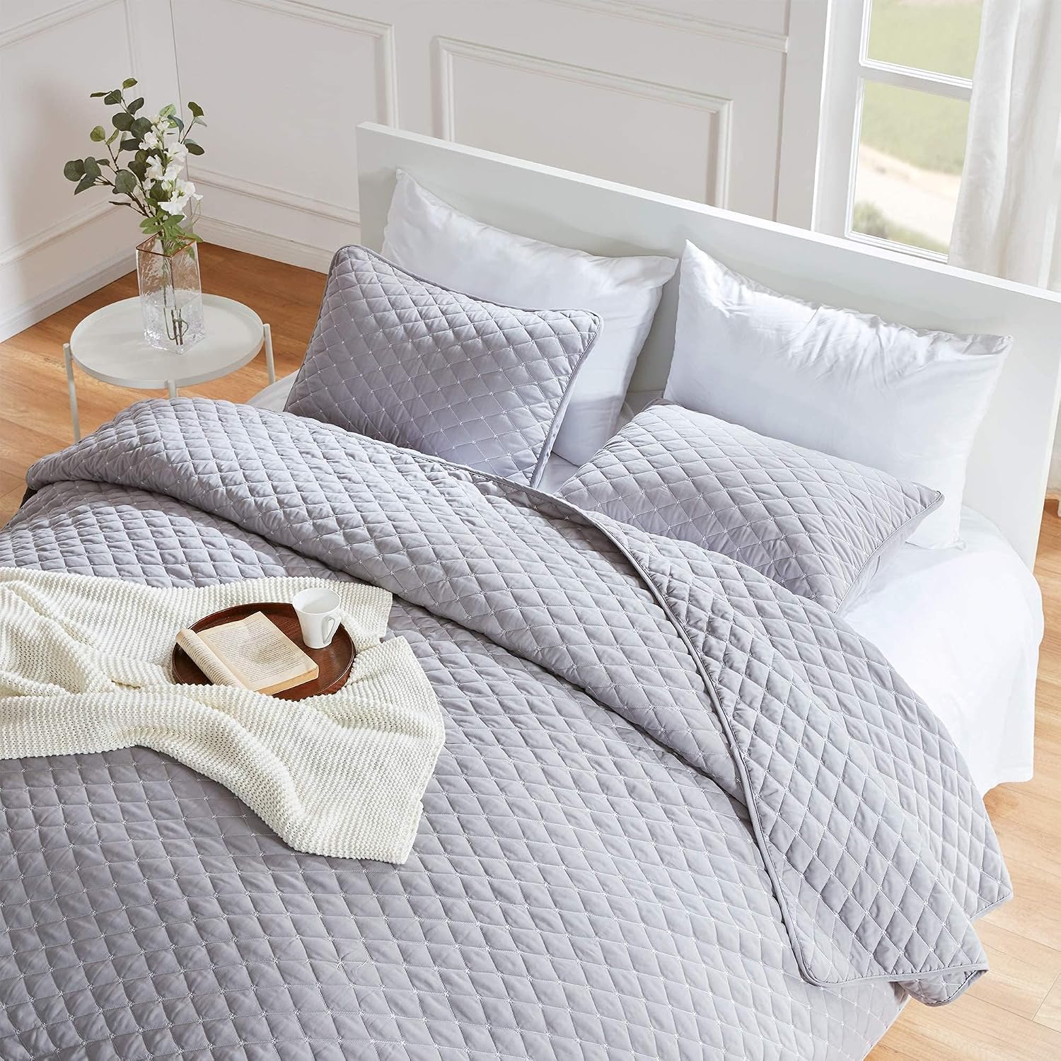 SLEEP ZONE 3-Piece Printed Quilt Set - Full/Queen Size - Lightweight Reversible Bedding Coverlet Set for All Season (Classic Paisley Pattern)