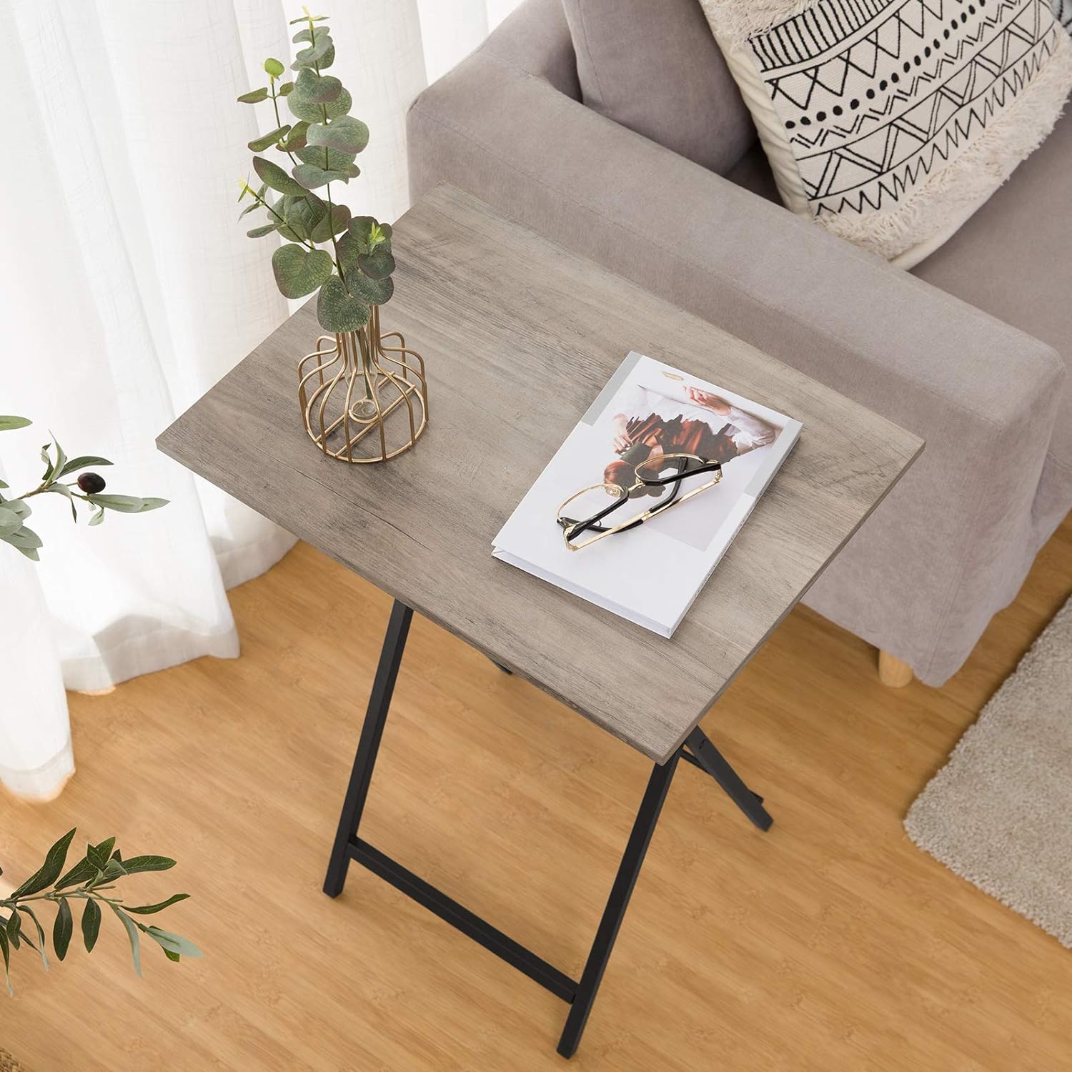 HOOBRO Folding TV Table, TV Tray, Stable Snack Table for Small Space, Portable Sofaside Desk, Easy Assembly and Storage