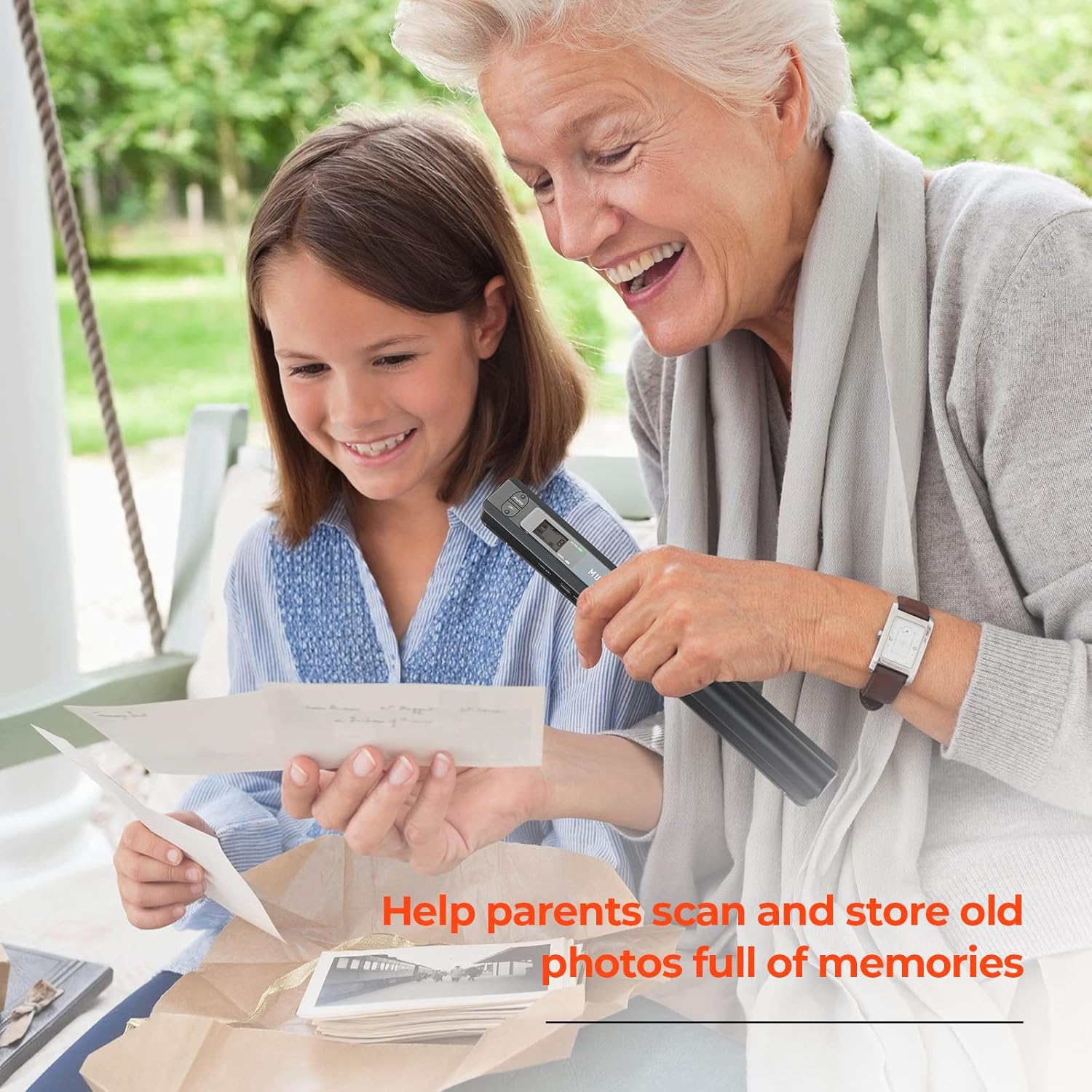 MUNBYN Portable Scanner, 900 DPI Handheld Wand Scanner, A4, 16GB SD, Black | A4 document/photo scanning, JPG/PDF output, flat scanning, USB transfer to PC/laptop, 16GB SD card included, no driver needed