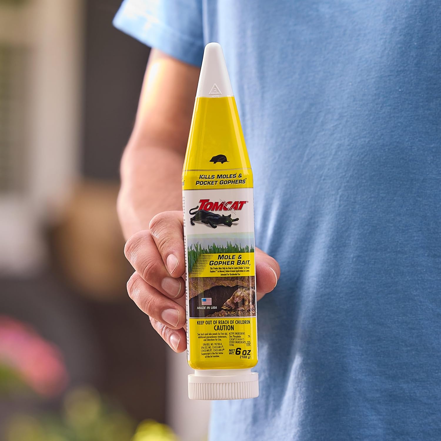 Tomcat Mole & Gopher Repellent Granules, 4 lbs. | Mole Repellent Granules Formulated with Castor Oil, For Lawns