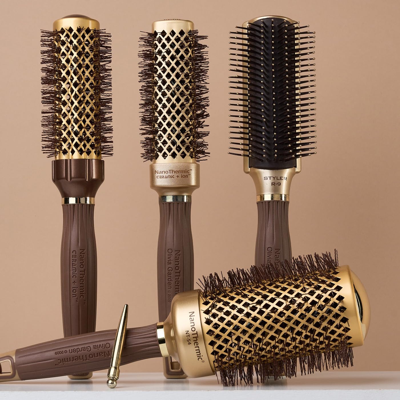 Olivia Garden Ceramic + Ion Nano Thermic Styler Hair Brush