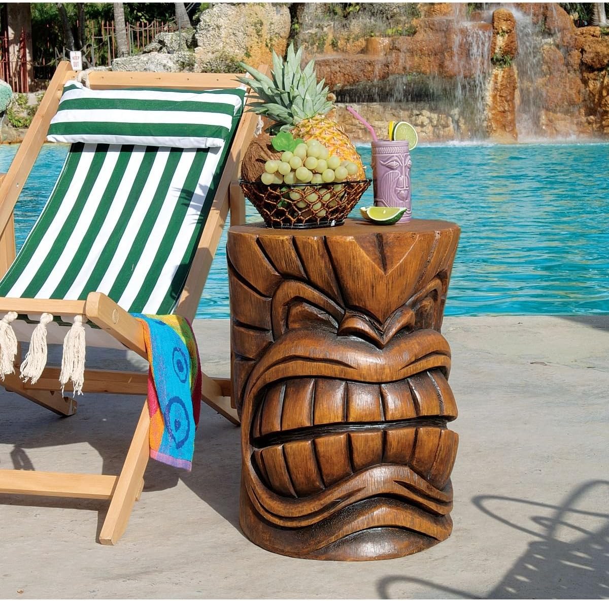 Design Toscano Grand Tiki Face Kanaloa Teeth Indoor/Outdoor Side Table Statue, Patio, Bar, Den, 20 inch tall, Cast Stone Resin, Woodtone Finish
