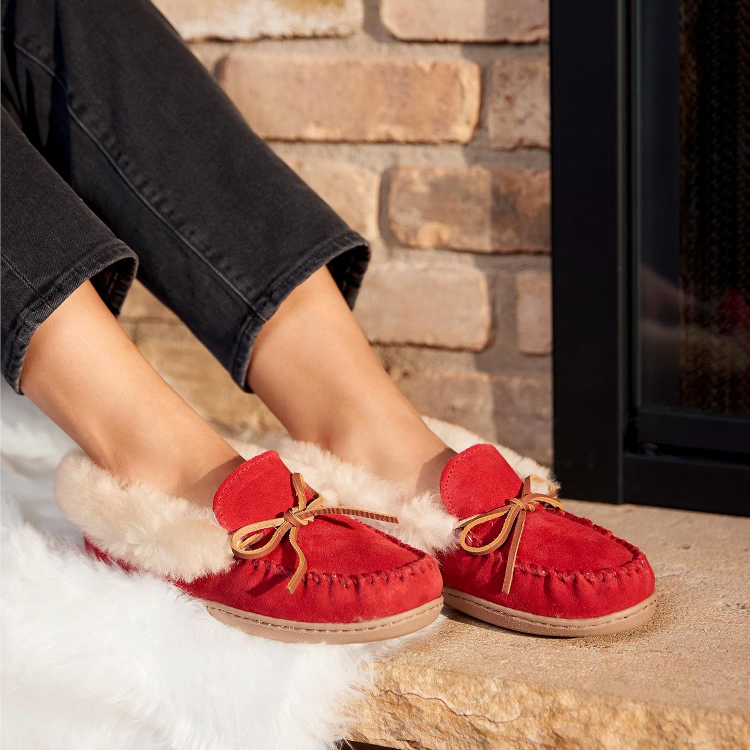 Minnetonka Women's Alpine Sheepskin Moccasin Slippers