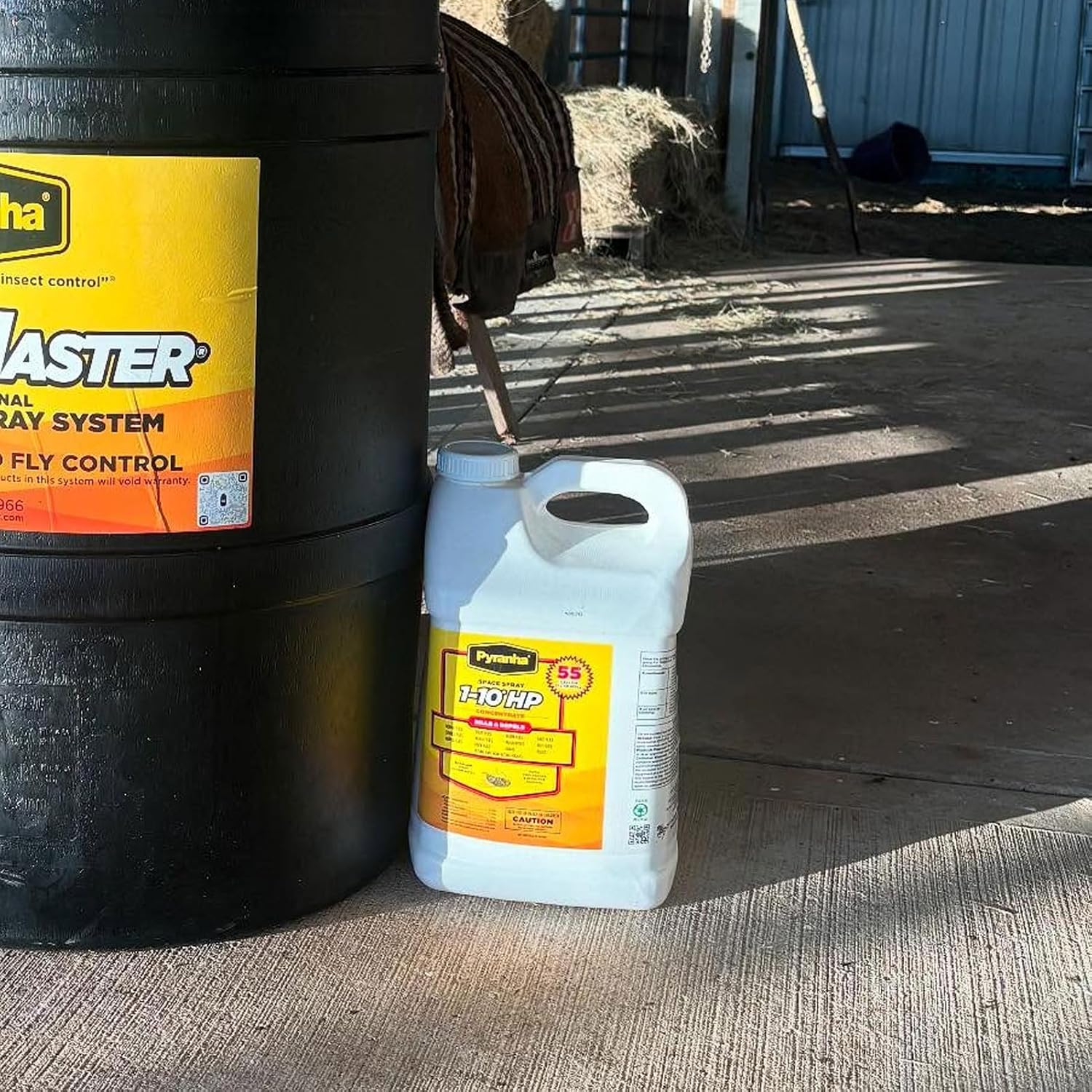 PYRANHA 1-10 HP Concentrate Refill 2.5 Gallon for 55 Gal Automatic Spray Systems - Barn Indoor Fly Control | Repels Horn, Deer, Horse, Stable