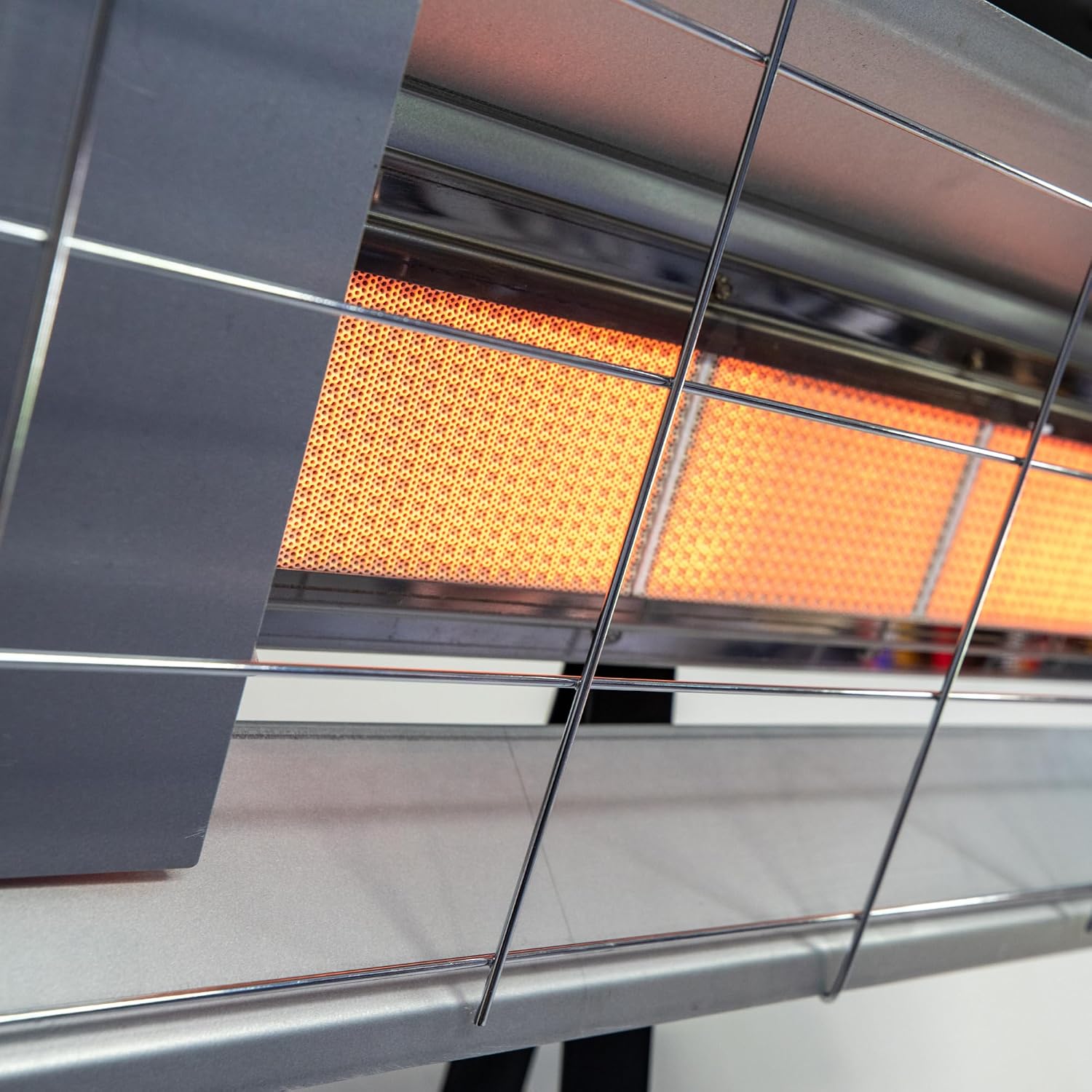 Mr. Heater F272100 MH25LP 22,000-BTU Propane Radiant Heater,Multi