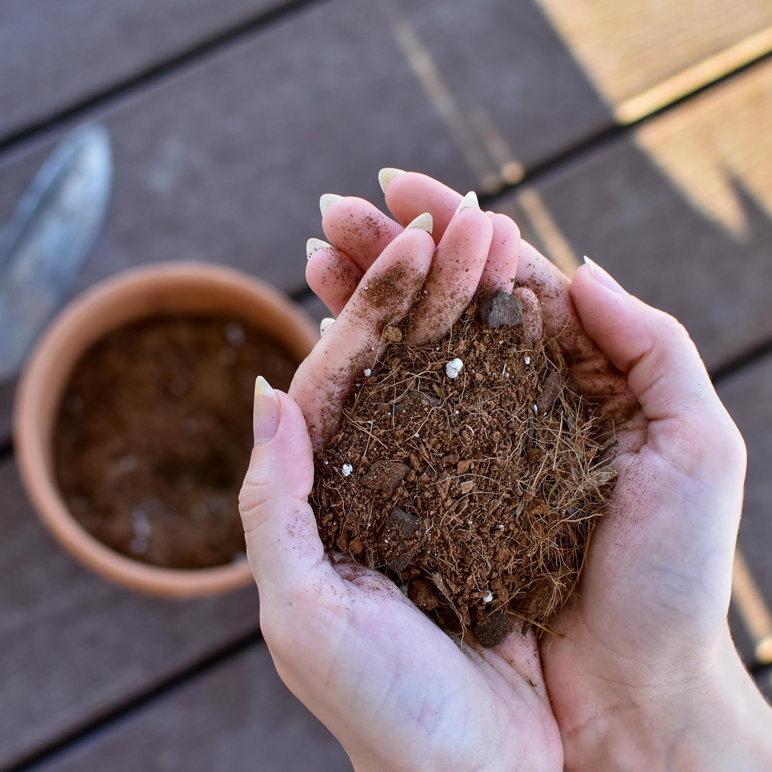 Planting Mix for Plant Propagation (4 Quarts), Hand Blended Soilless Mix for Propagating Plants, House Plants, and More