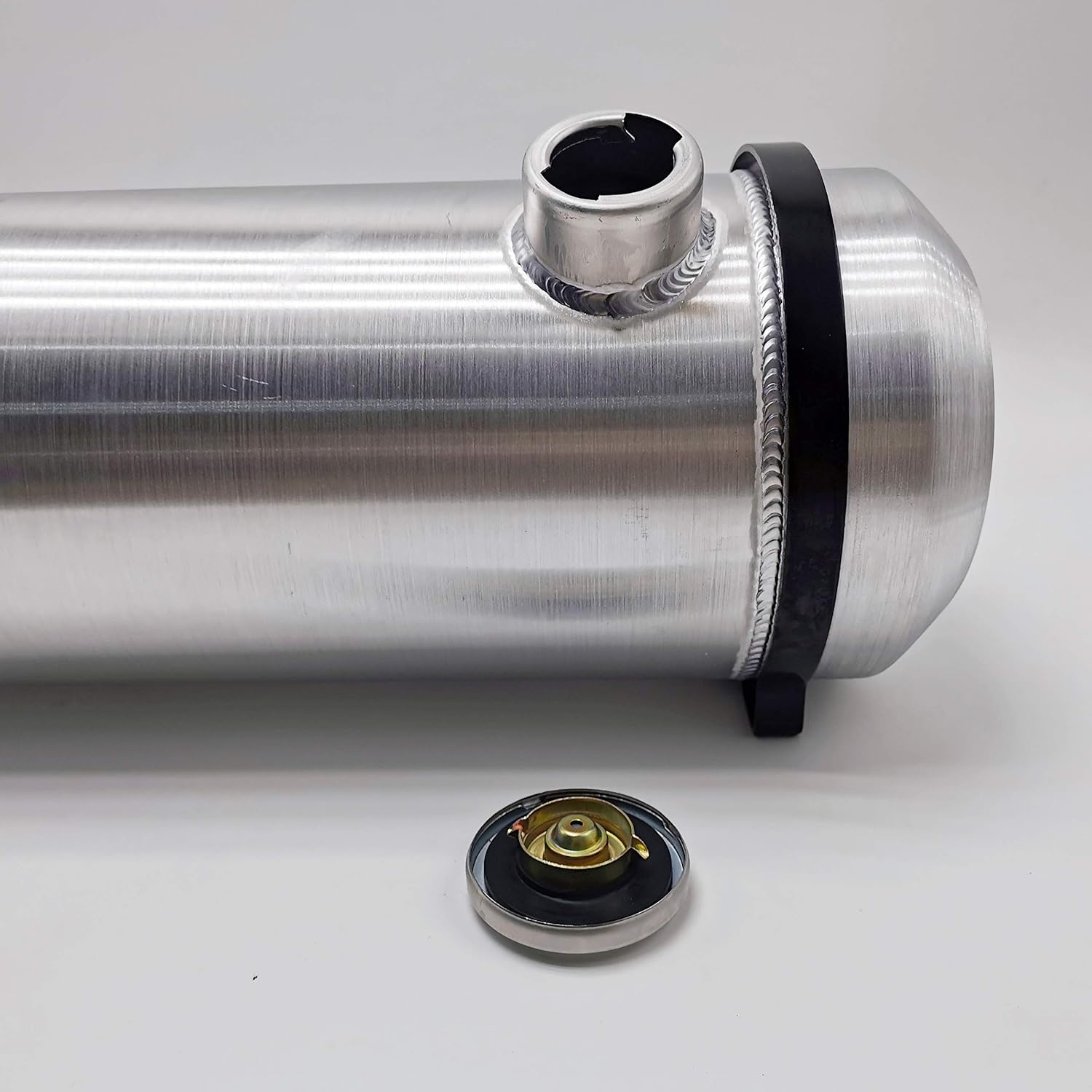 JSD 5 Gallons 8”x24“ Aluminum Spun Round Fuel Gas Tank Cell Fuel Tank with Bracket End Fill 1/4" NPT Outlet