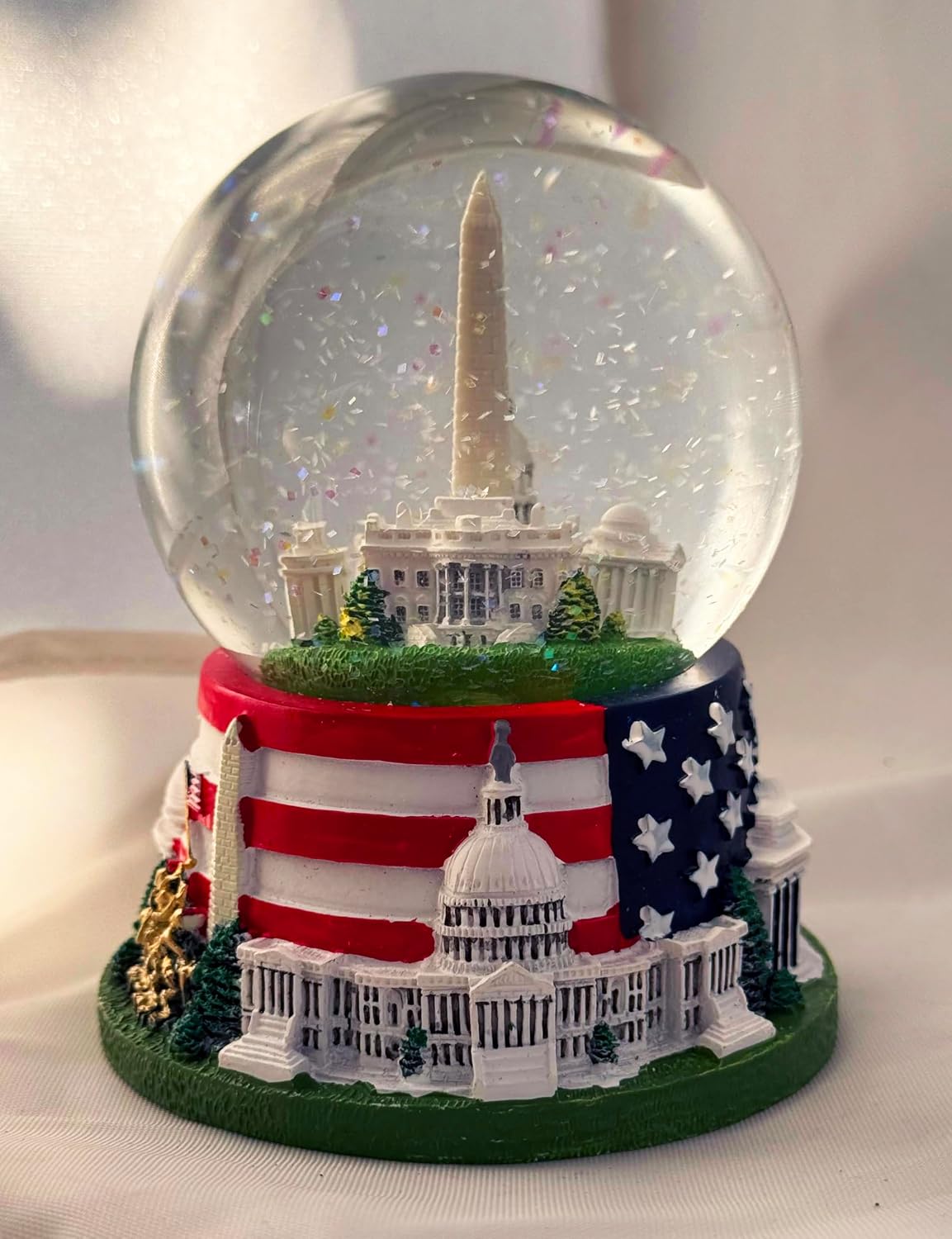 Washington, D.C. Snow Globe with Famous Buildings and Monuments - American Flag Base - Large